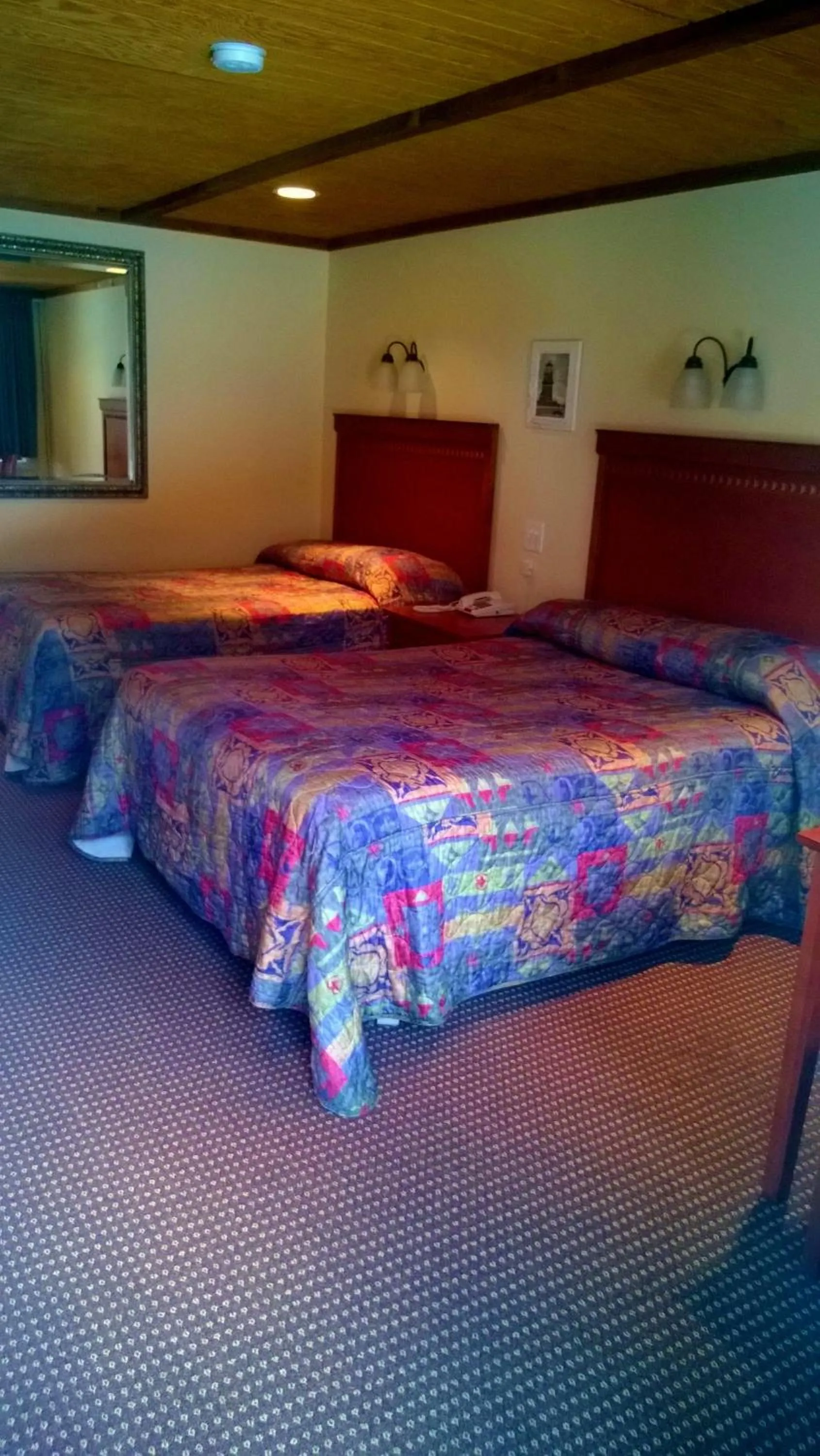Bed in Atlantic Motel