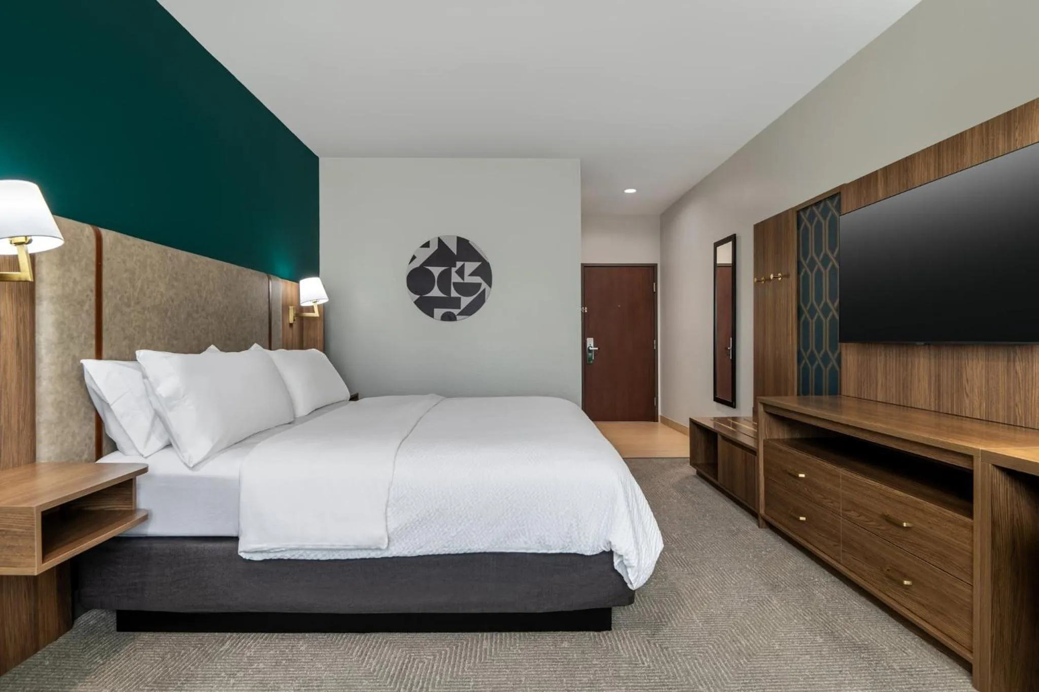 Photo of the whole room, Bed in Holiday Inn Galveston Island by IHG