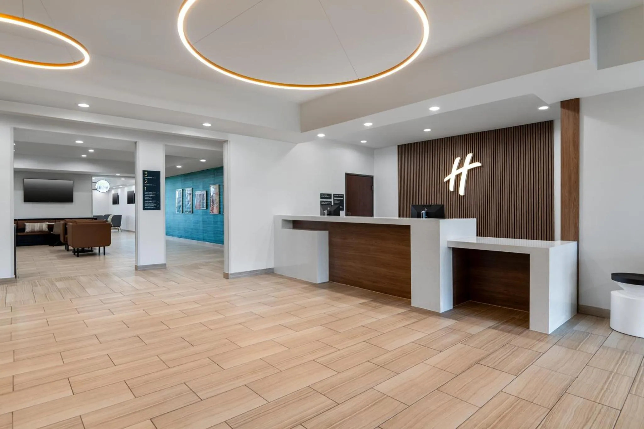 Property building in Holiday Inn Galveston Island by IHG