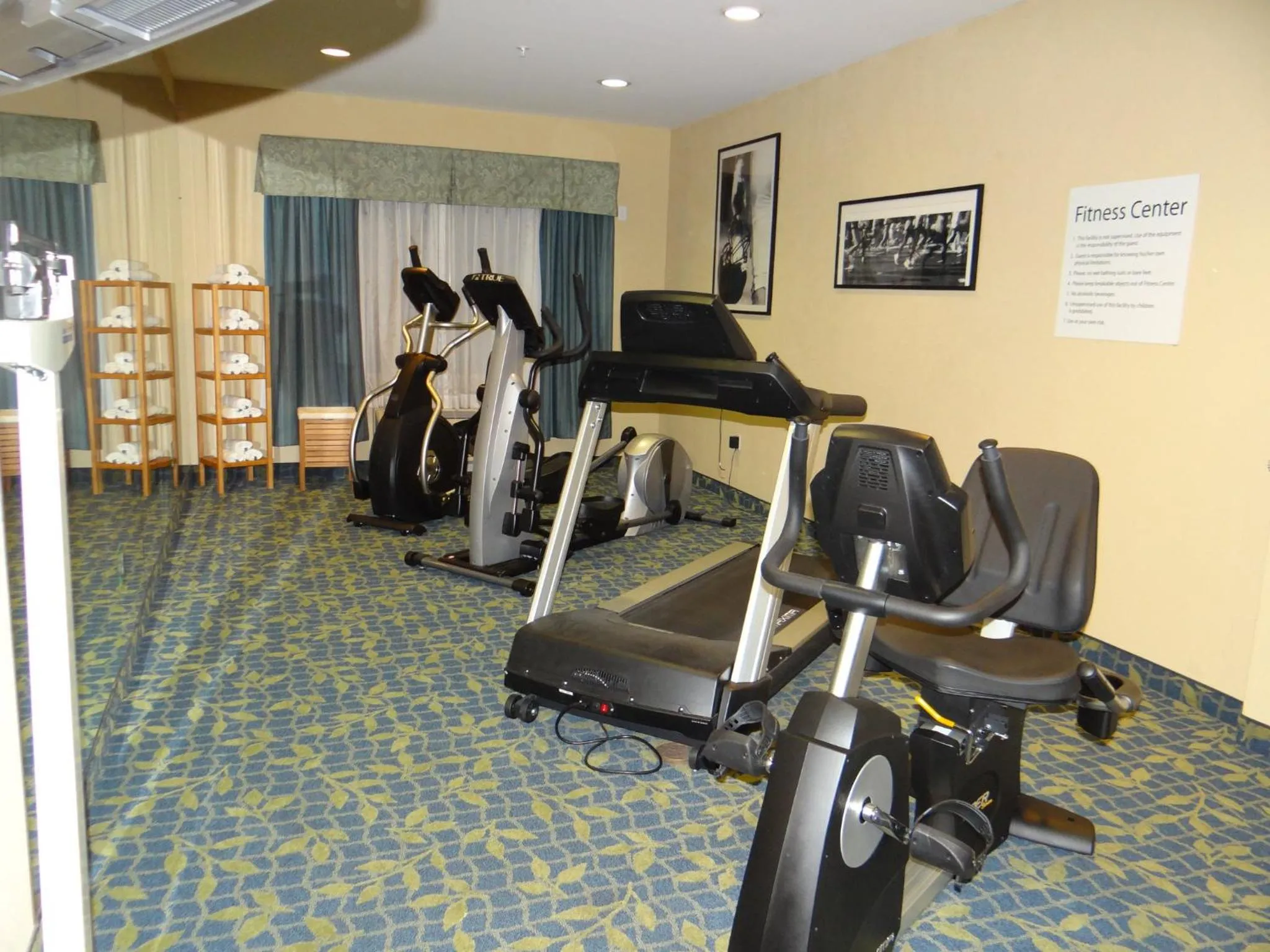 Fitness centre/facilities in Holiday Inn Express Hotel & Suites Salisbury - Delmar by IHG