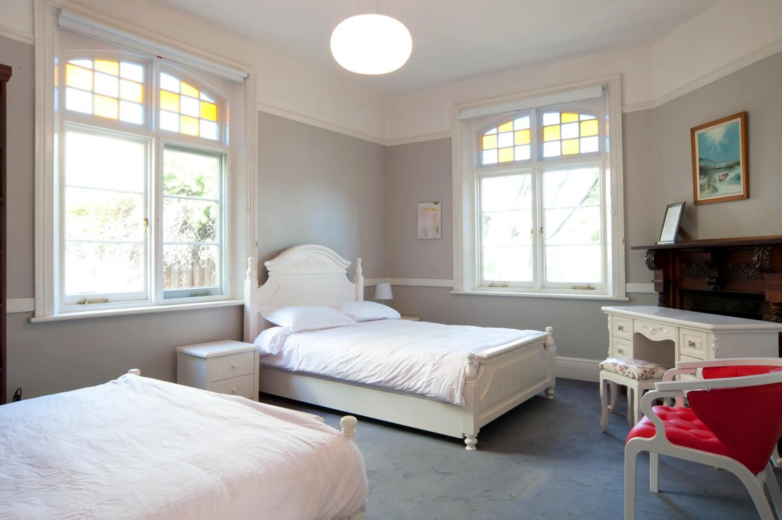 Day, Bed in Lowena Cafe and Accommodation