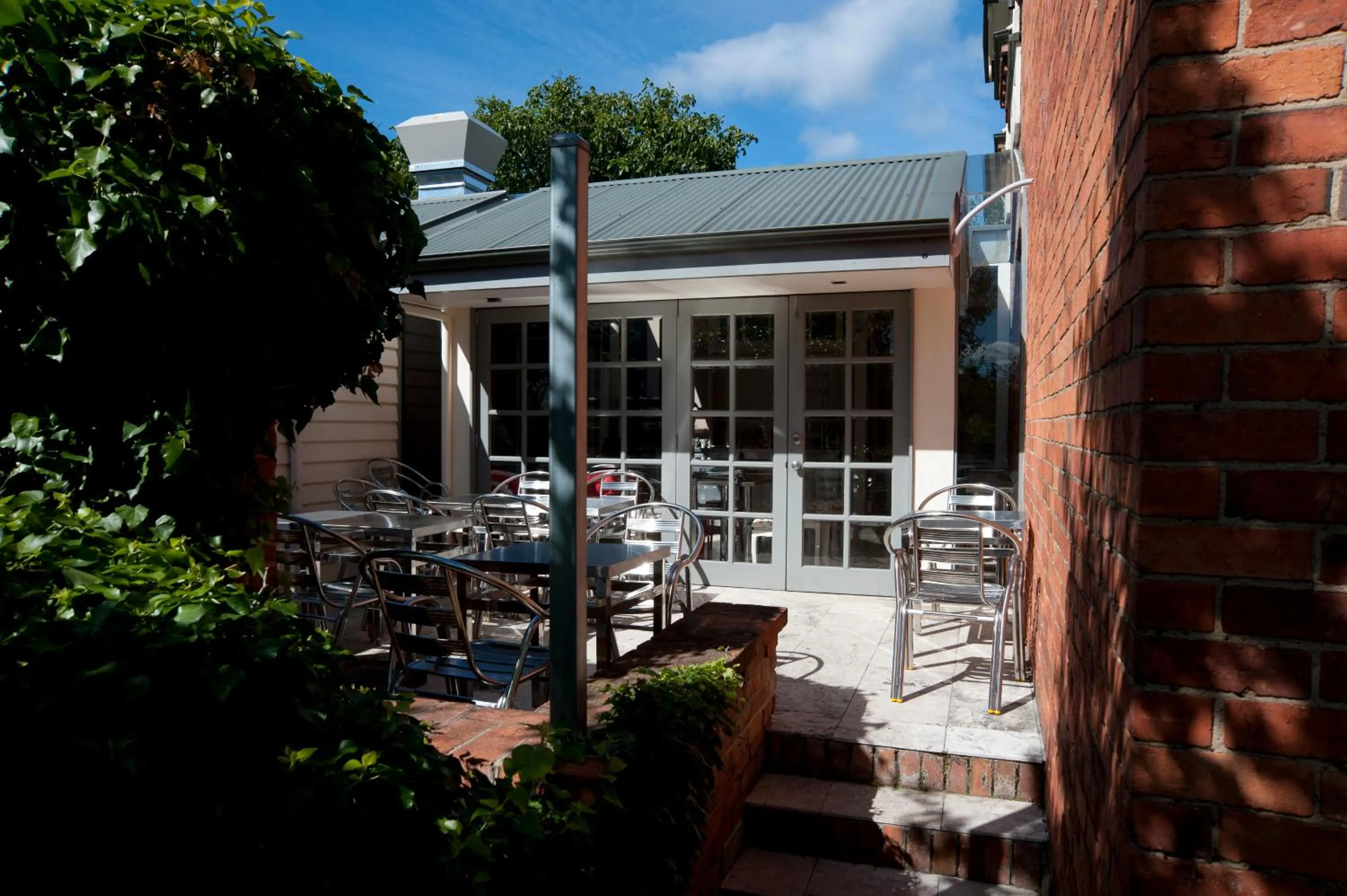 Patio in Lowena Cafe and Accommodation