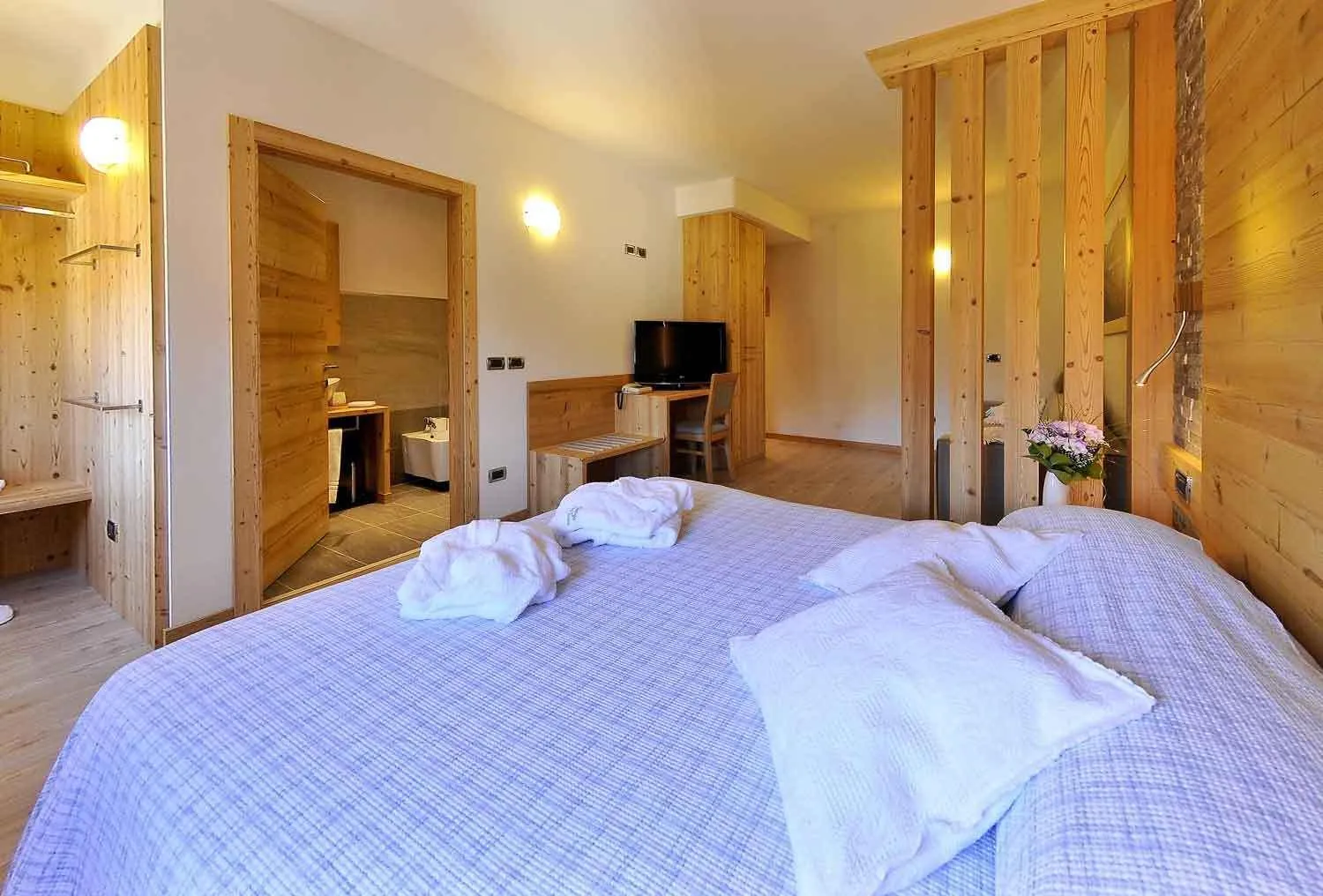 Photo of the whole room, Bed in Albergo Alla Torre