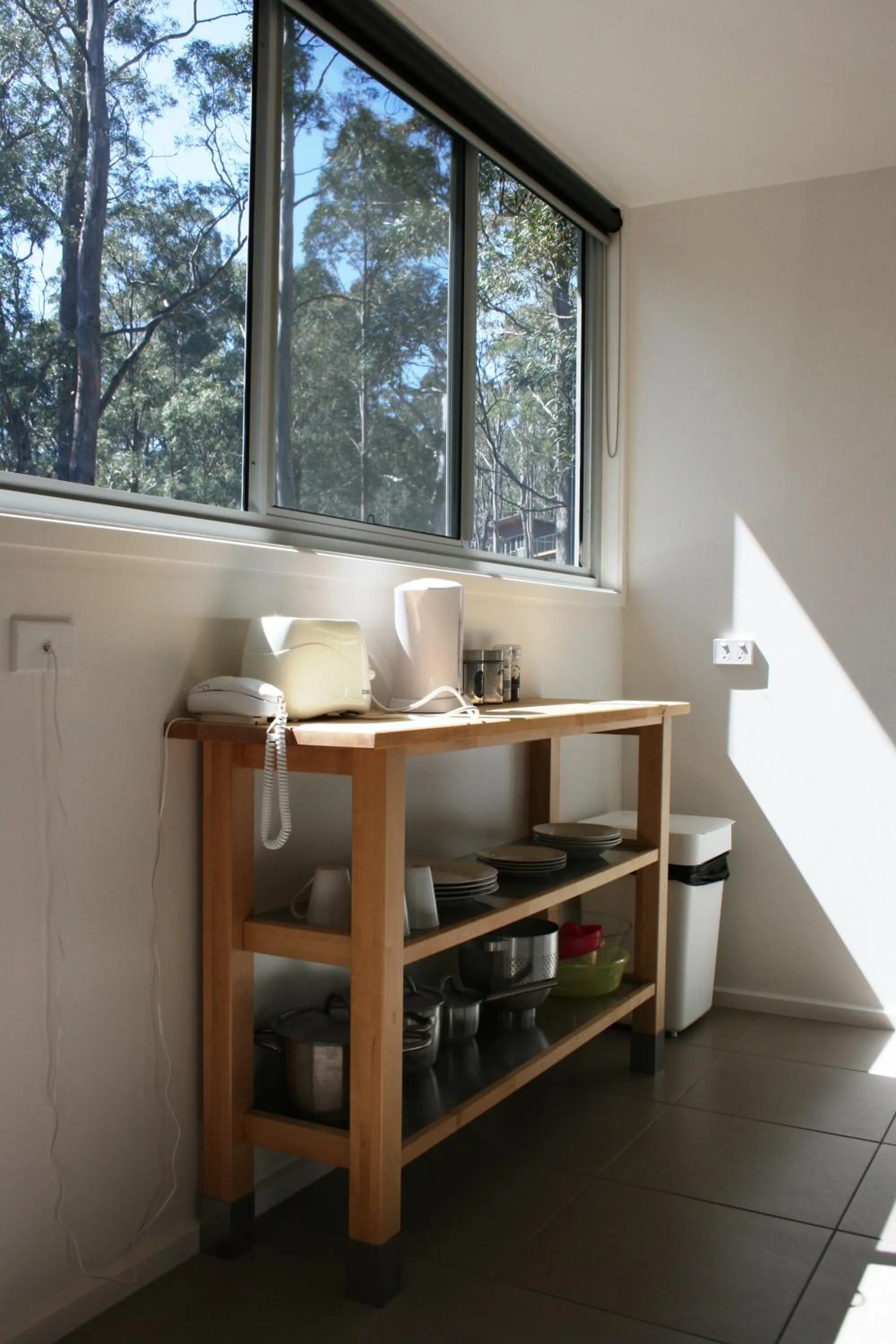 Kitchen or kitchenette in Craggy Peaks Wilderness Cabins