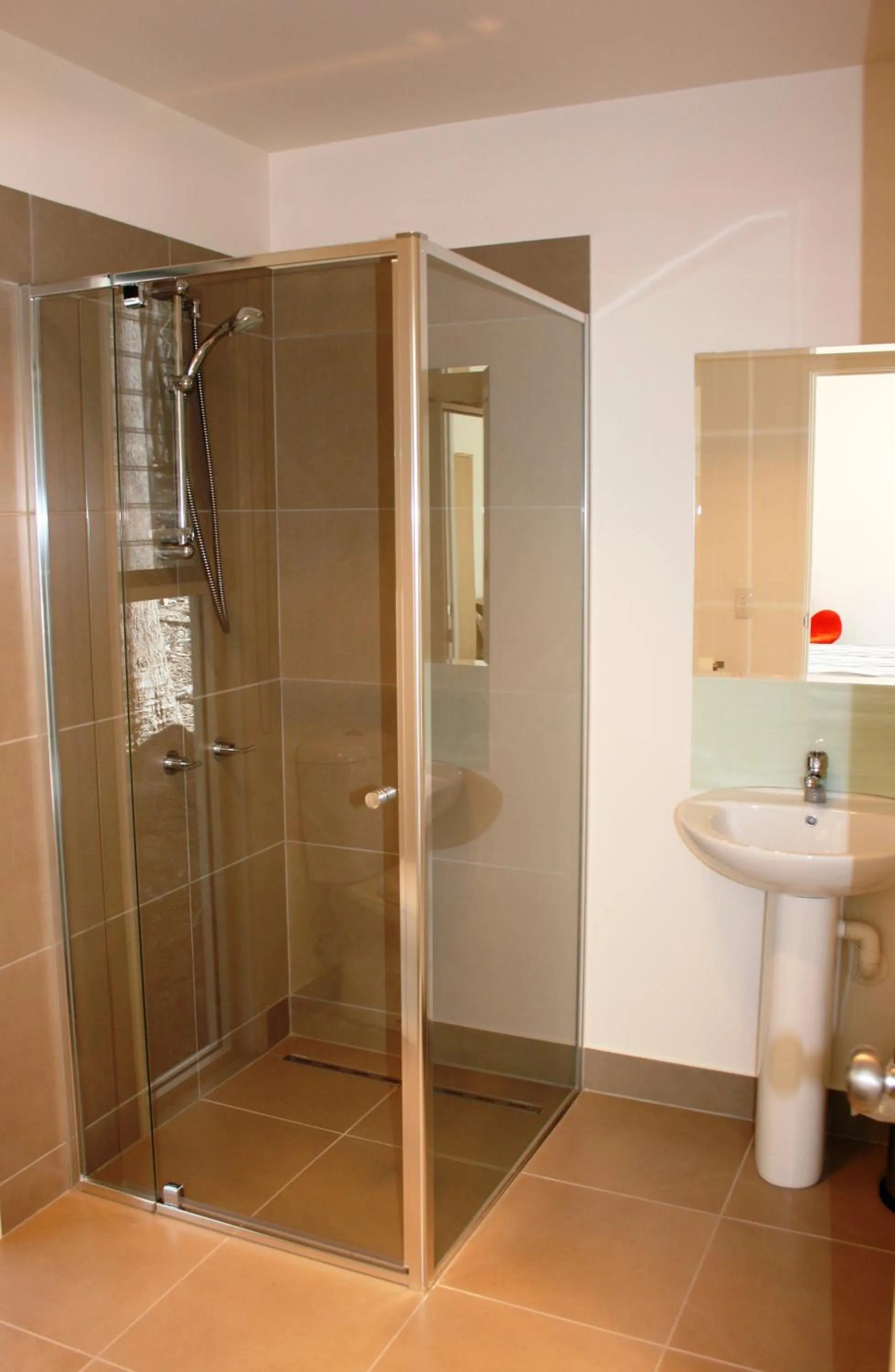 Bathroom in Craggy Peaks Wilderness Cabins