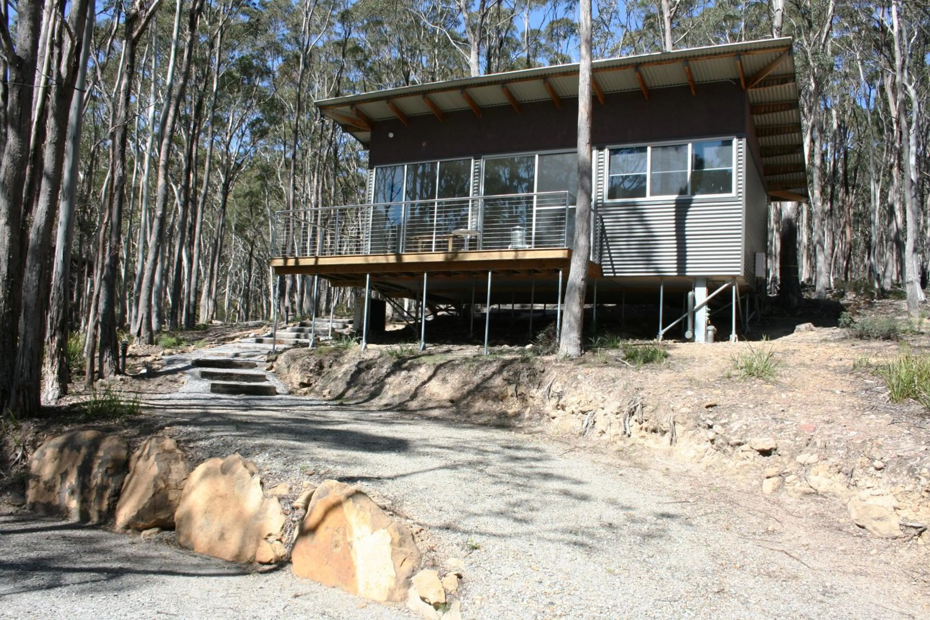 Facade/entrance in Craggy Peaks Wilderness Cabins
