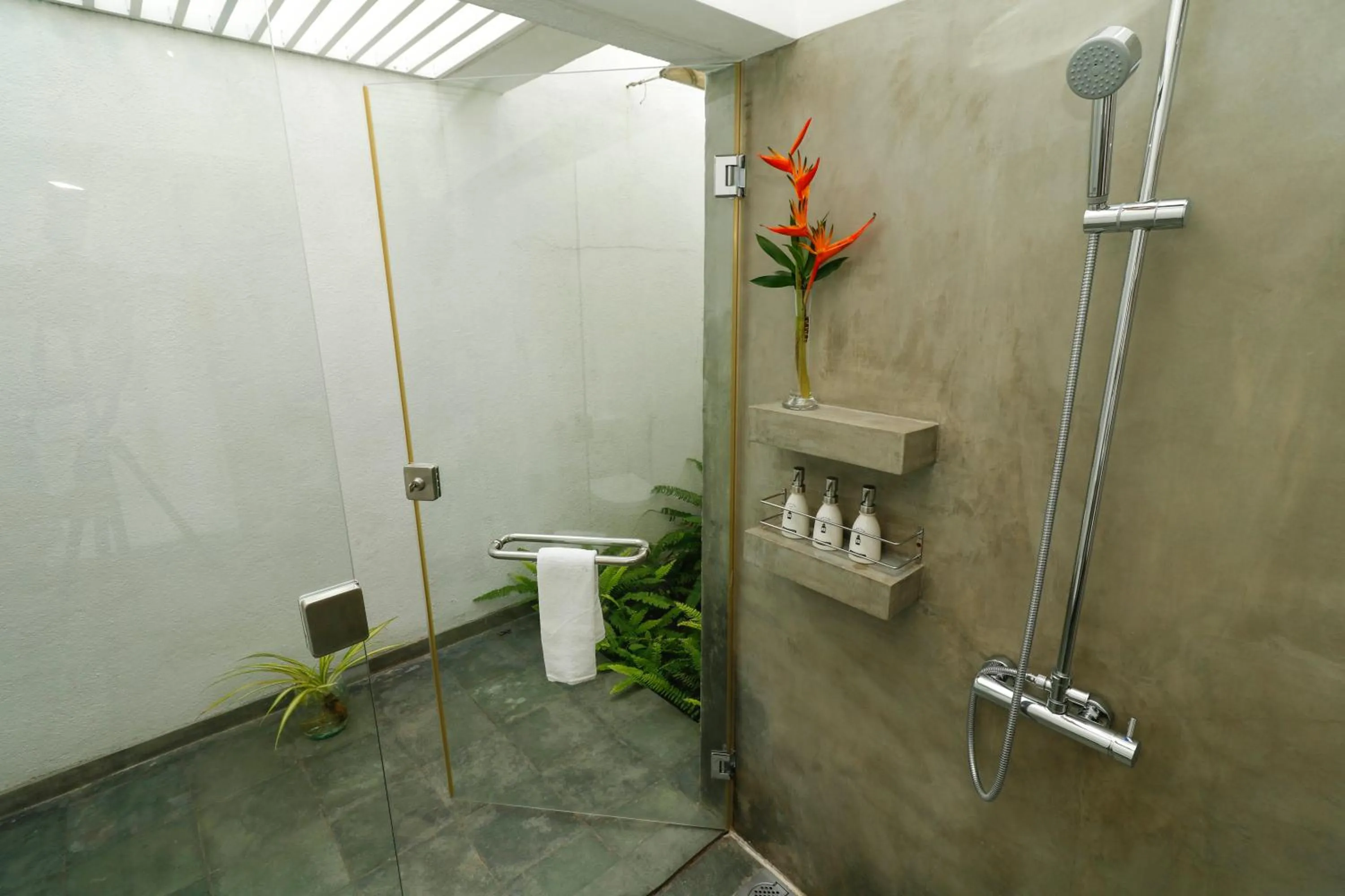 Bathroom in Ubuntu Beach Villas by Reveal