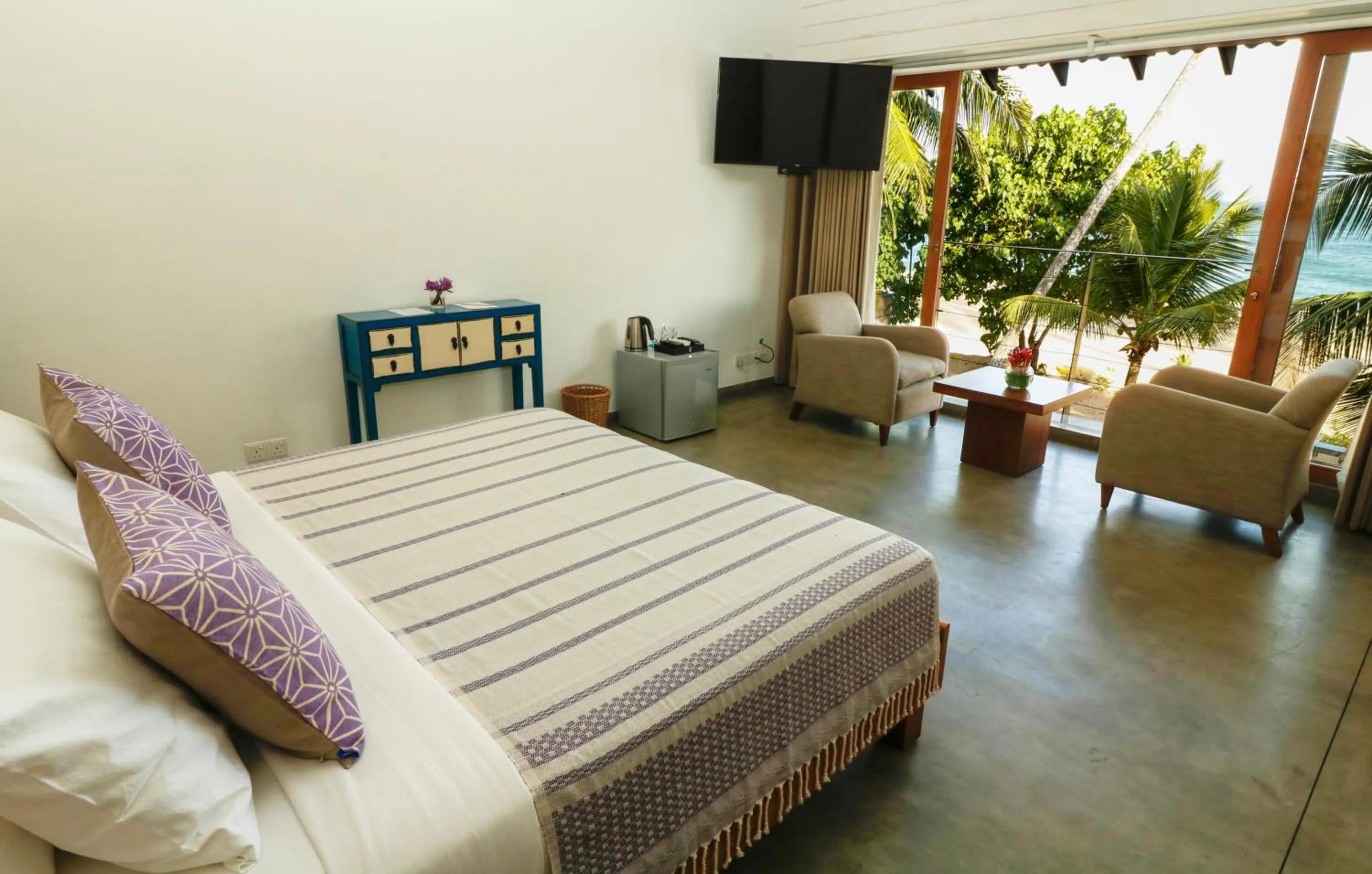 Sea view, Bed in Ubuntu Beach Villas by Reveal