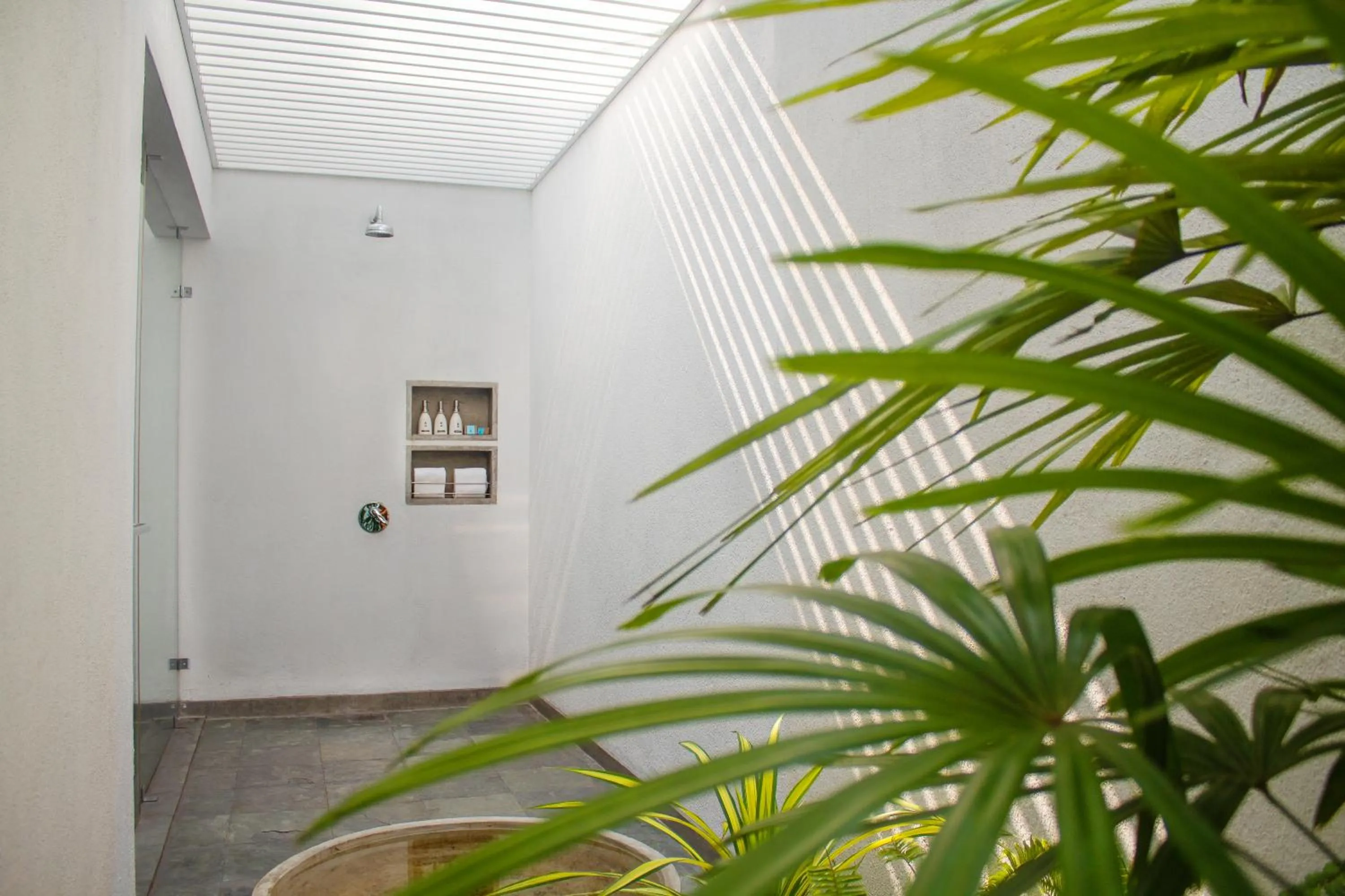 Bathroom in Ubuntu Beach Villas by Reveal
