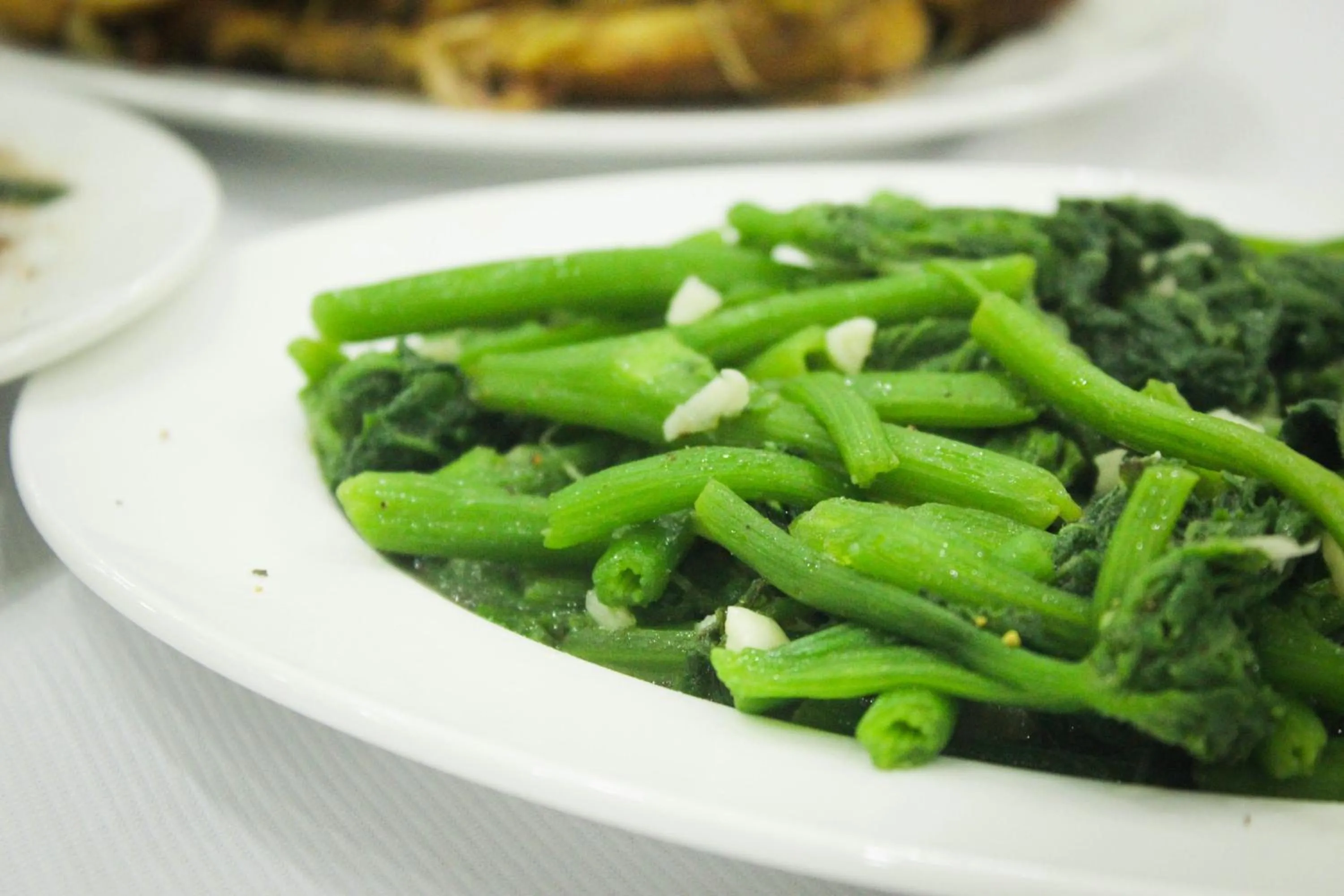 Restaurant/places to eat in Hoa Binh Hotel