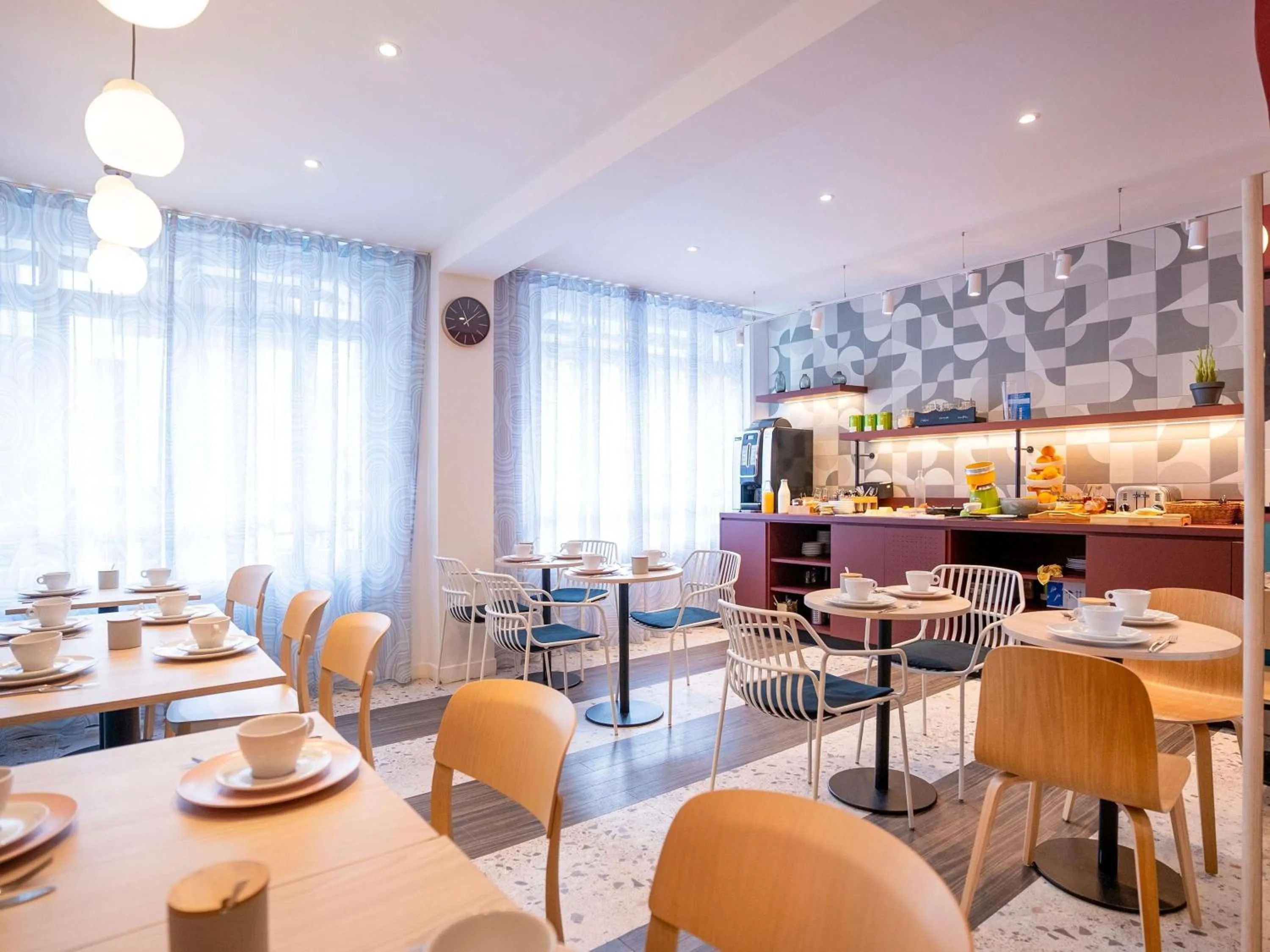 Other in ibis styles Paris Montmartre Batignolles