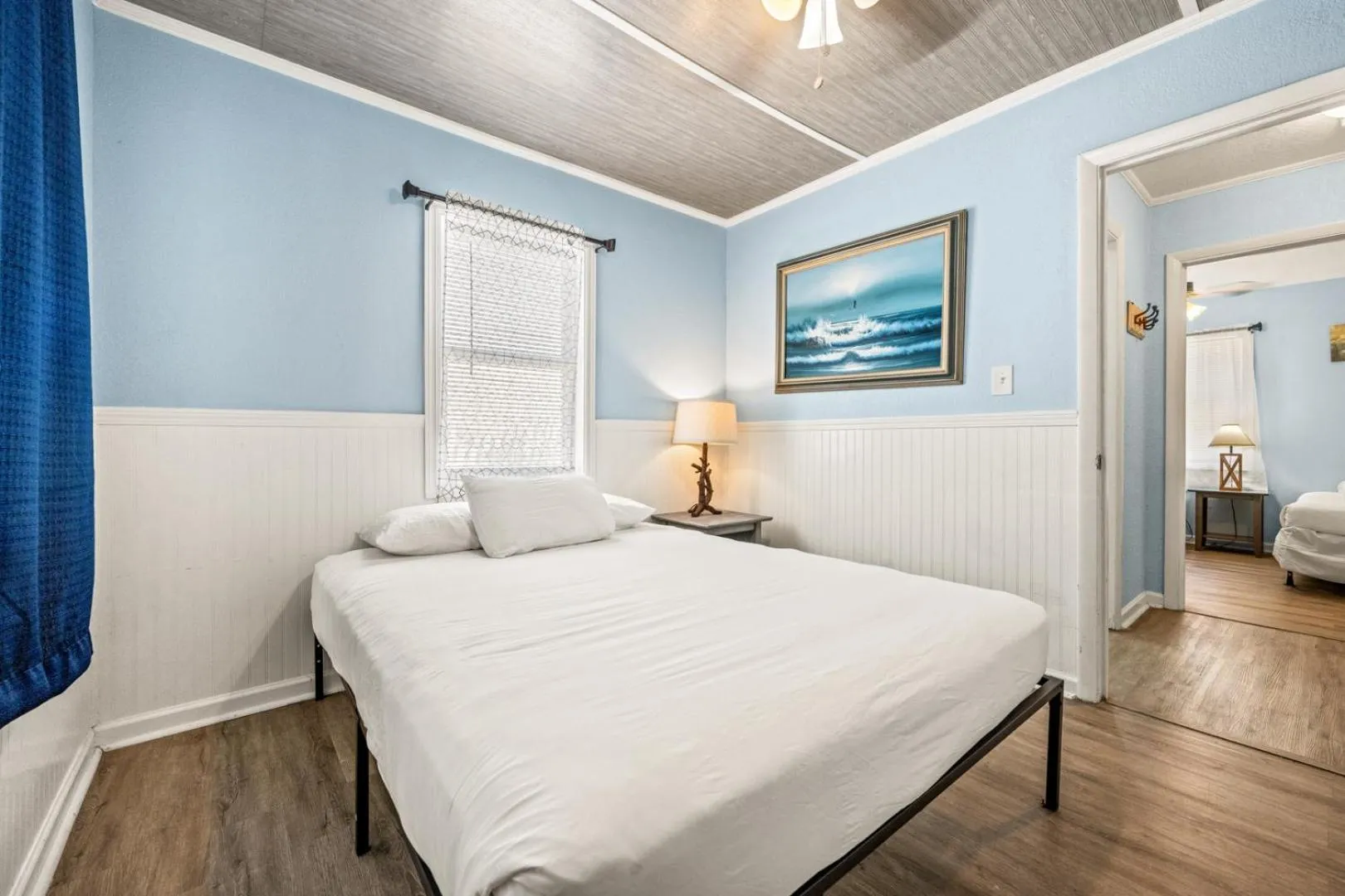 Bedroom, Bed in Oceanside Court by KEES Vacations