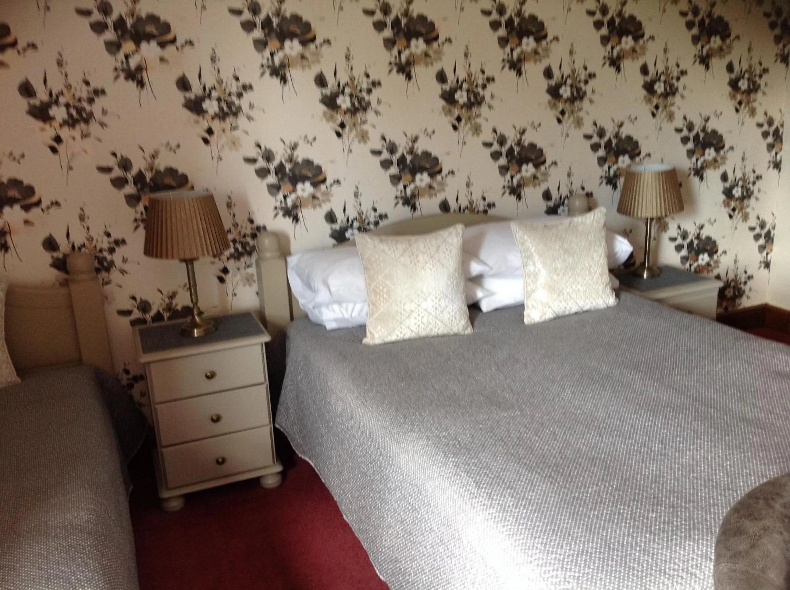 Bed in Midtown Farm Bed & Breakfast