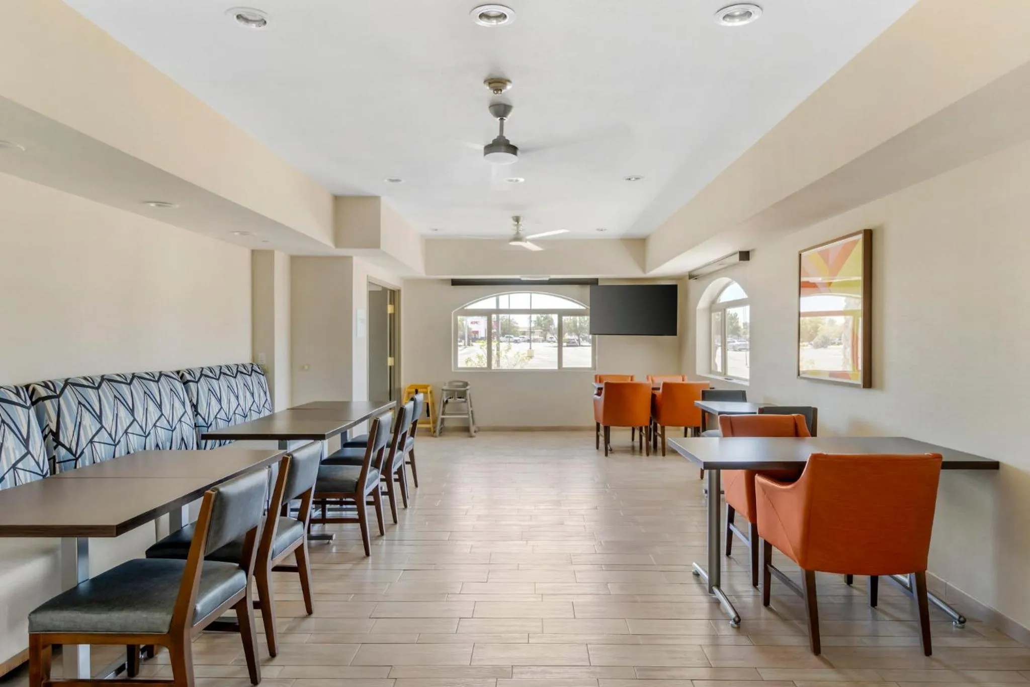 Breakfast in Holiday Inn Express Fallon by IHG