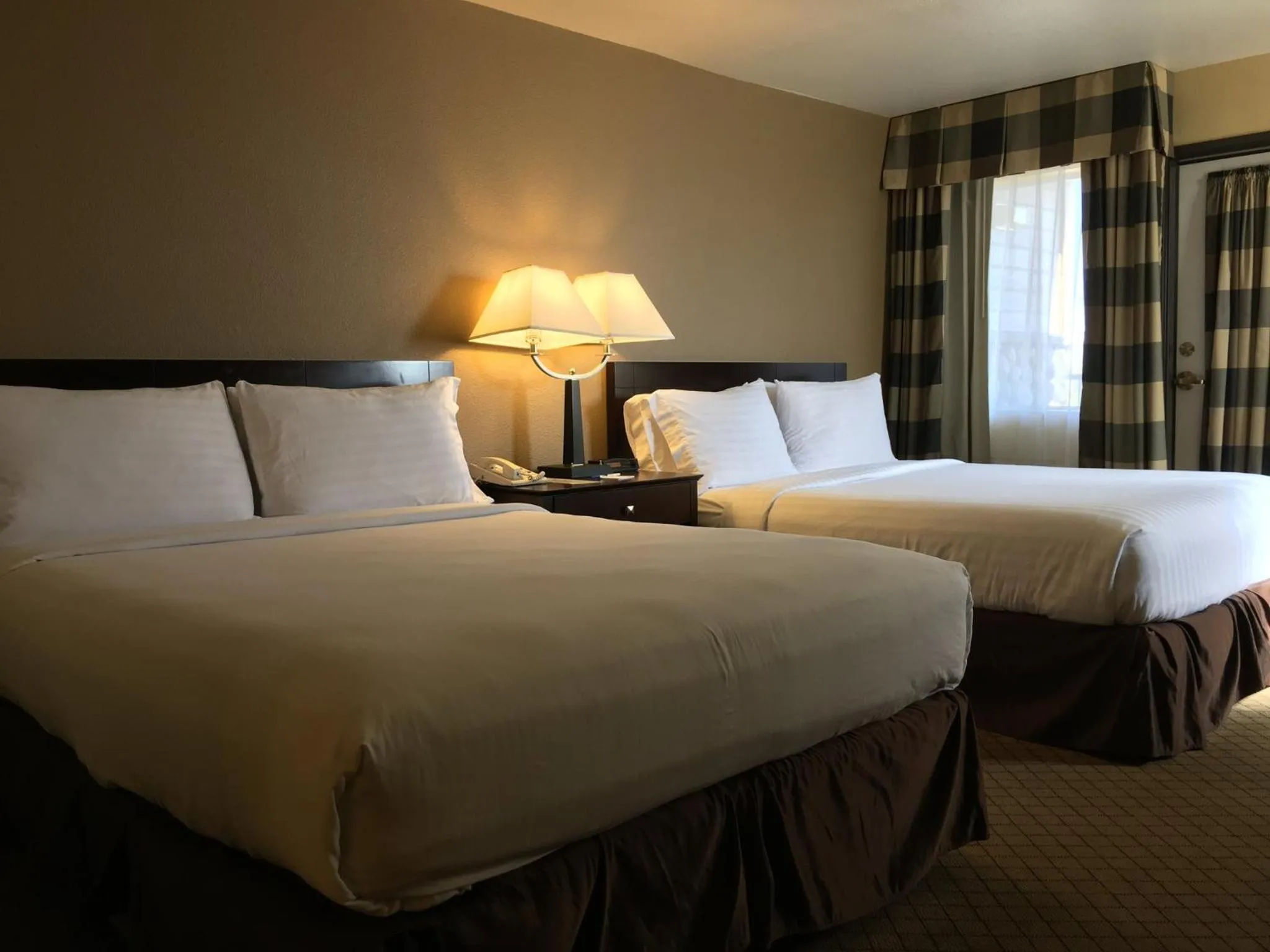 Photo of the whole room, Bed in Holiday Inn Express Fallon by IHG