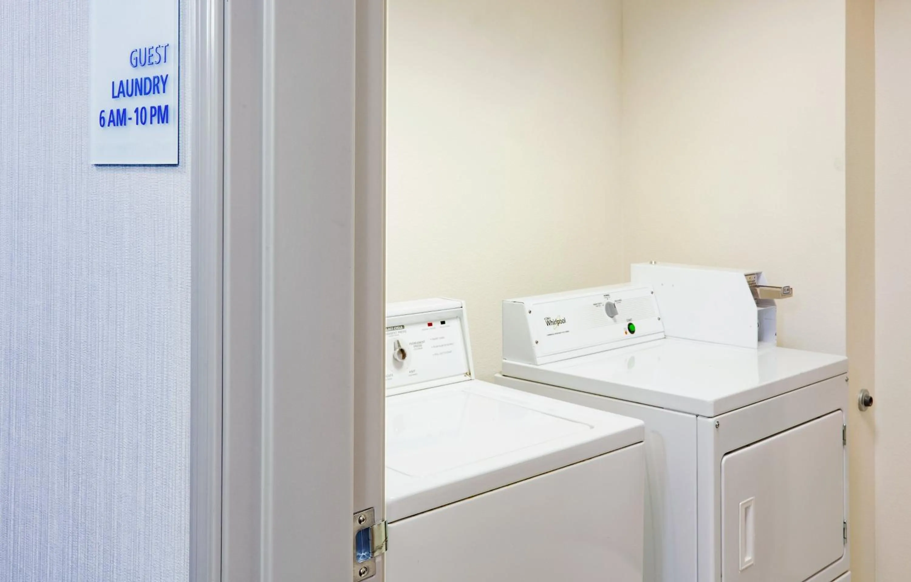 Other, Bed in Holiday Inn Express & Suites - Dickinson by IHG