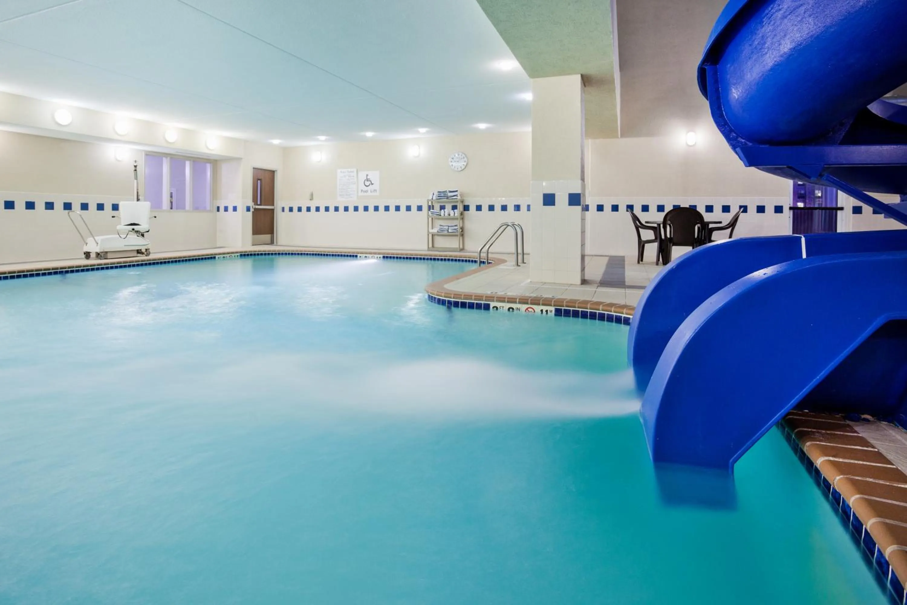 Swimming pool in Holiday Inn Express & Suites - Dickinson by IHG