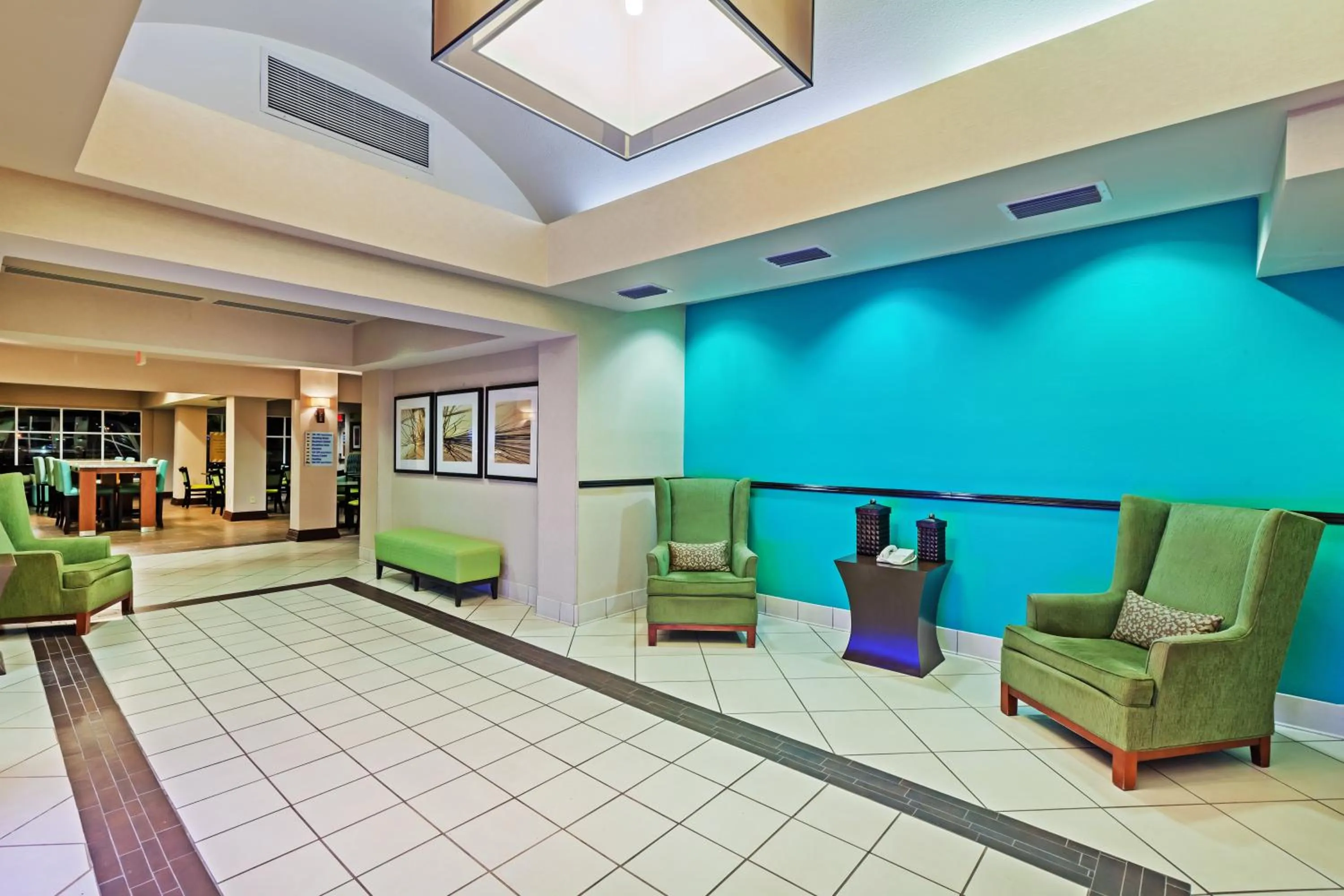 Lobby or reception in Holiday Inn Express Hotel & Suites Eagle Pass by IHG