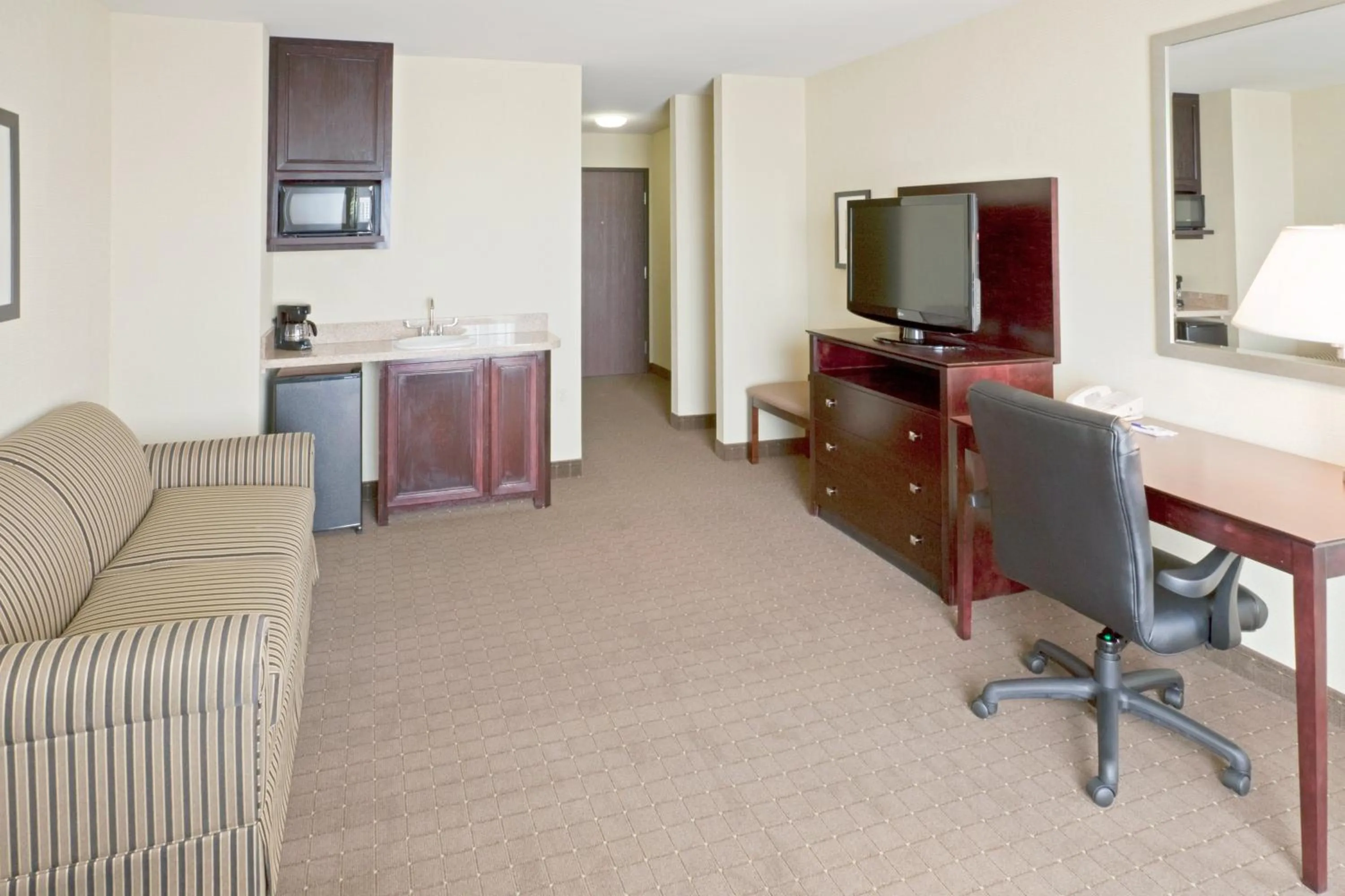 Photo of the whole room in Holiday Inn Express Hotel & Suites Eagle Pass by IHG