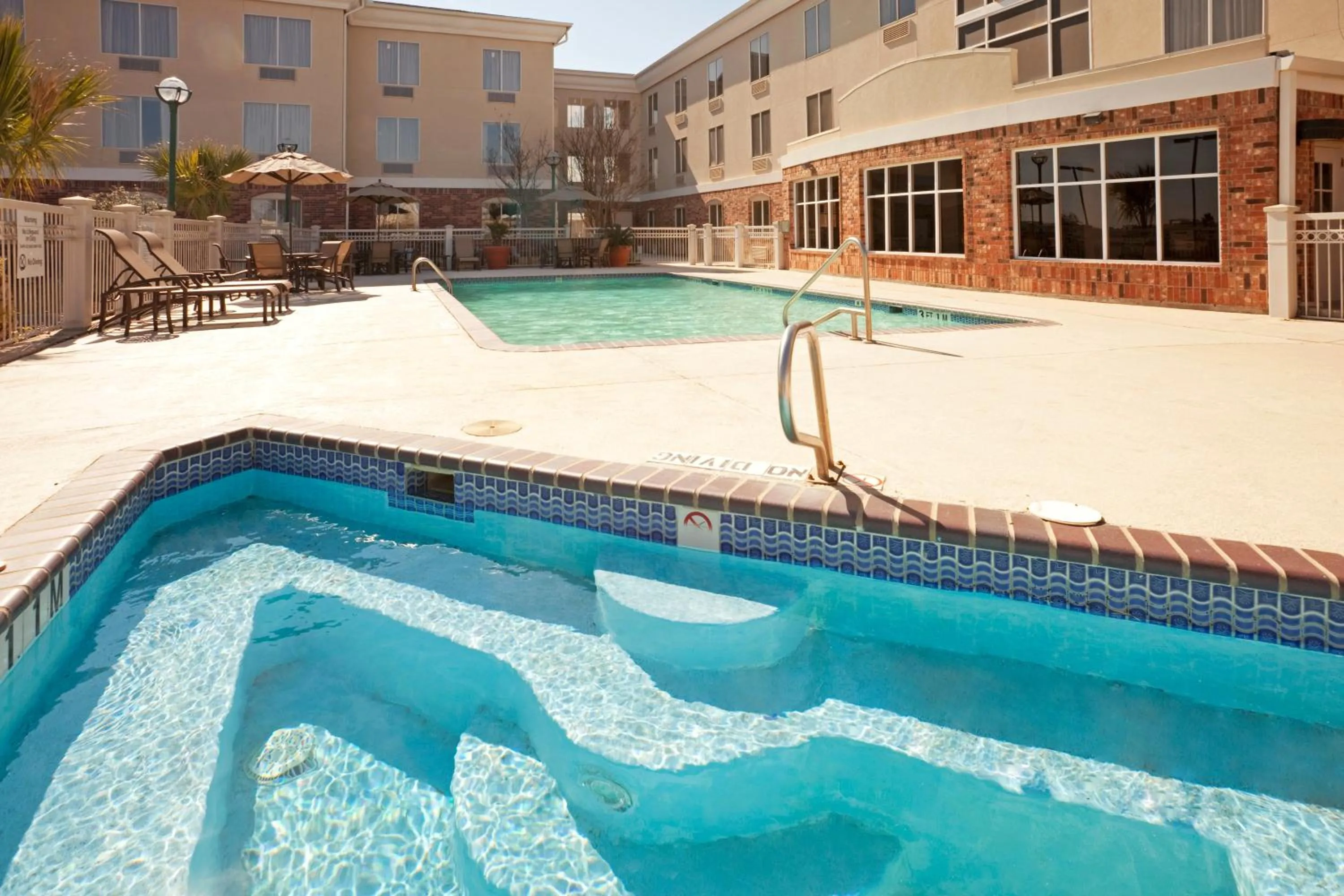 Swimming pool in Holiday Inn Express Hotel & Suites Eagle Pass by IHG