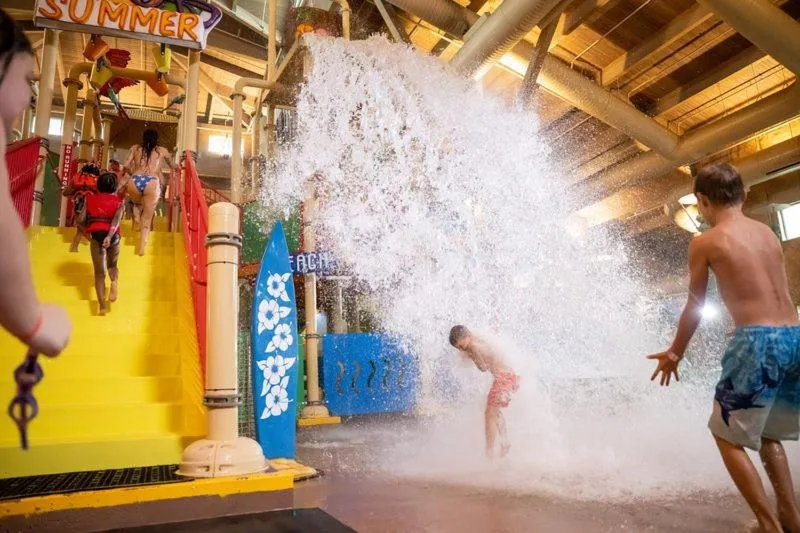 Restaurant/places to eat in Wyndham Garden Erie