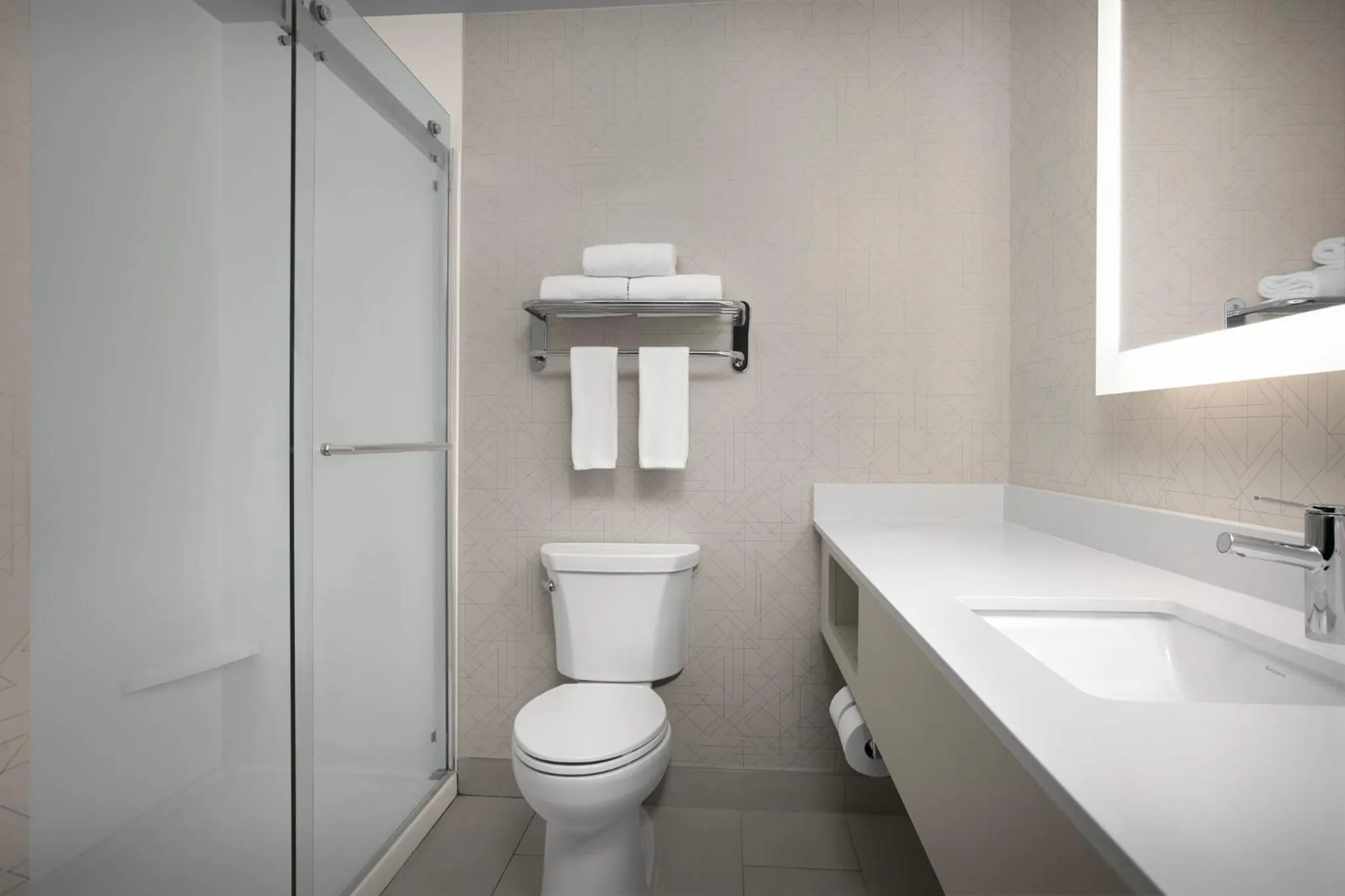 Bathroom in Holiday Inn Express Fargo - West Acres by IHG