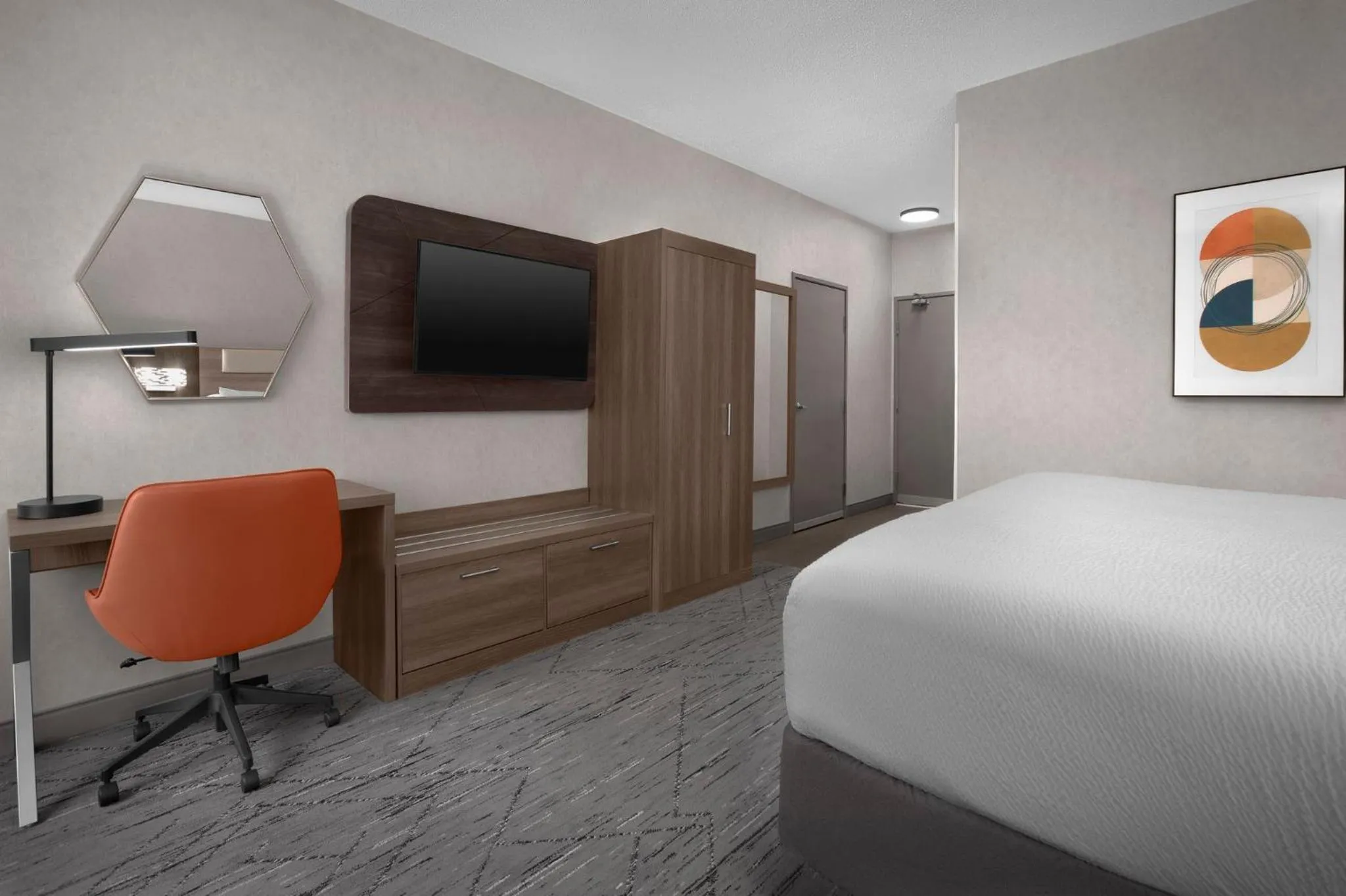 Photo of the whole room, Bed in Holiday Inn Express Fargo - West Acres by IHG