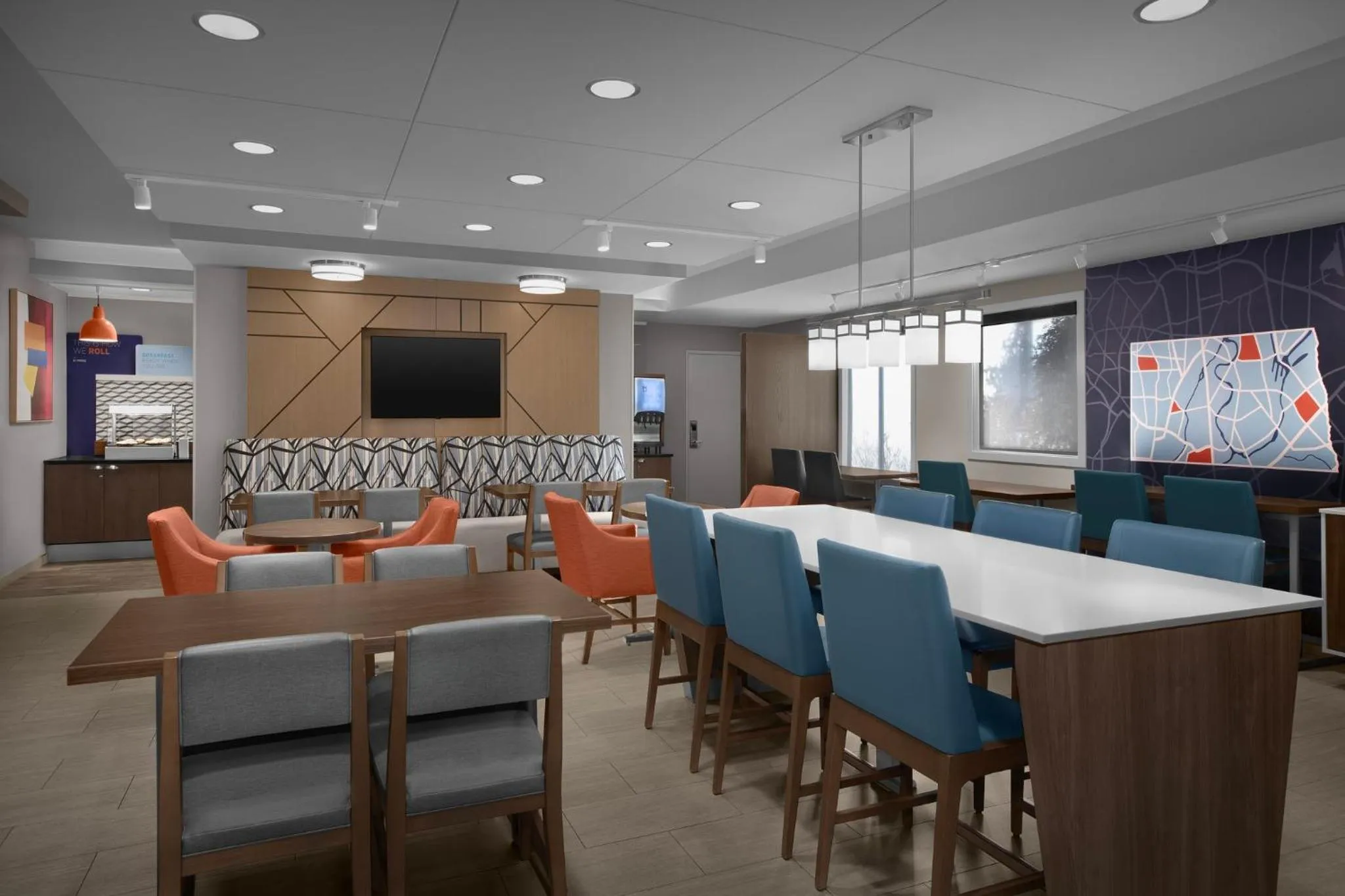 Breakfast in Holiday Inn Express Fargo - West Acres by IHG