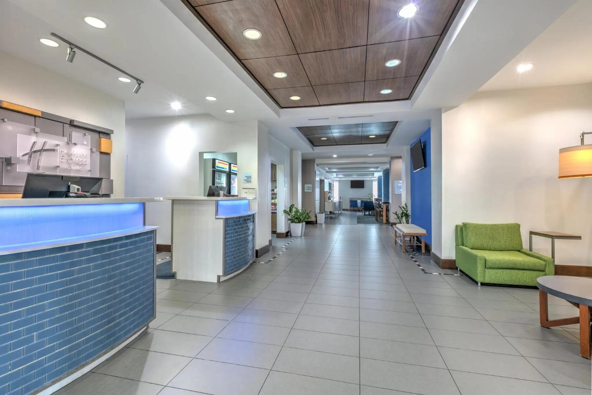 Property building in Holiday Inn Express Hotel & Suites Clute-Lake Jackson by IHG