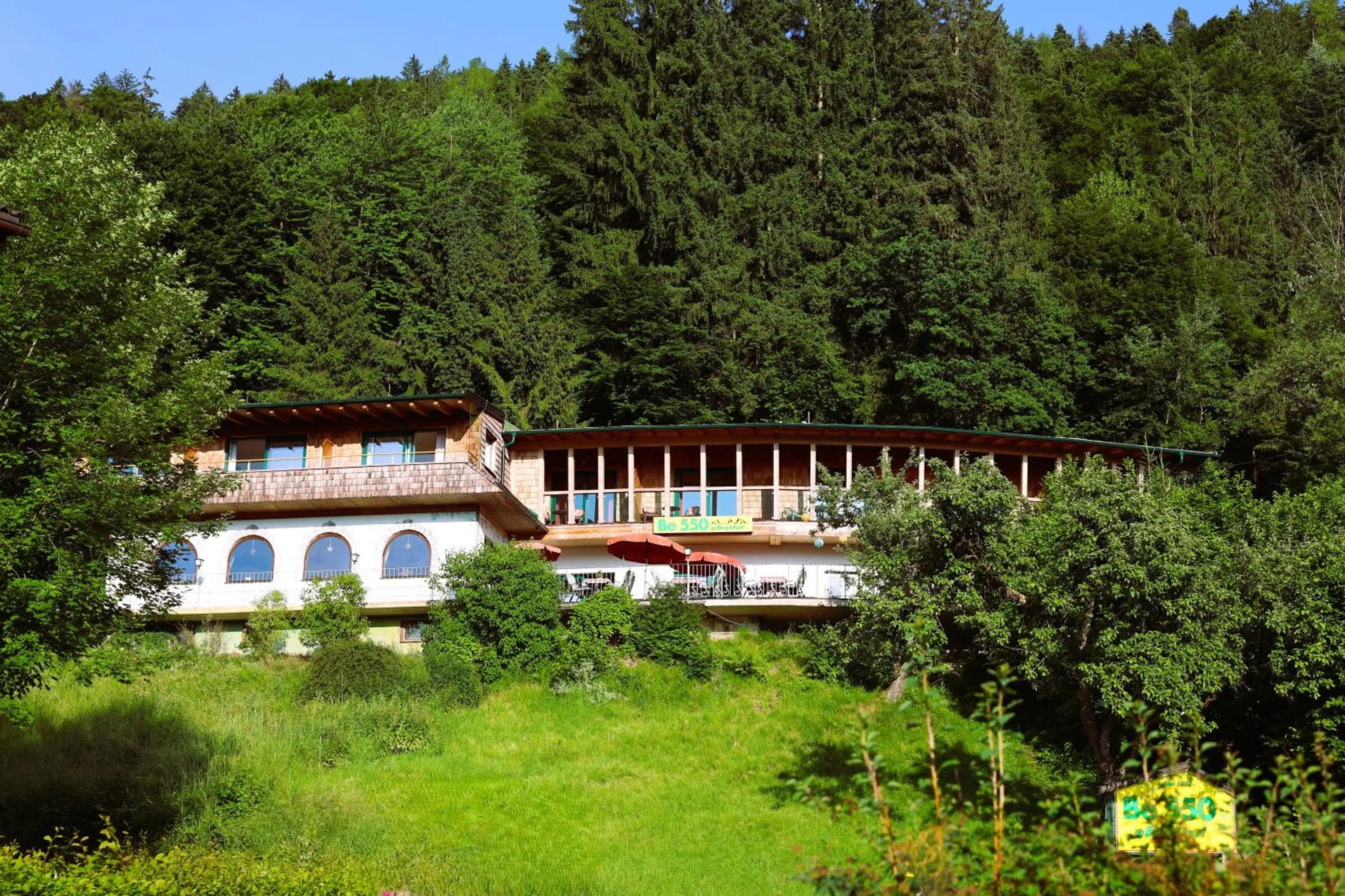 Property building in Be 550