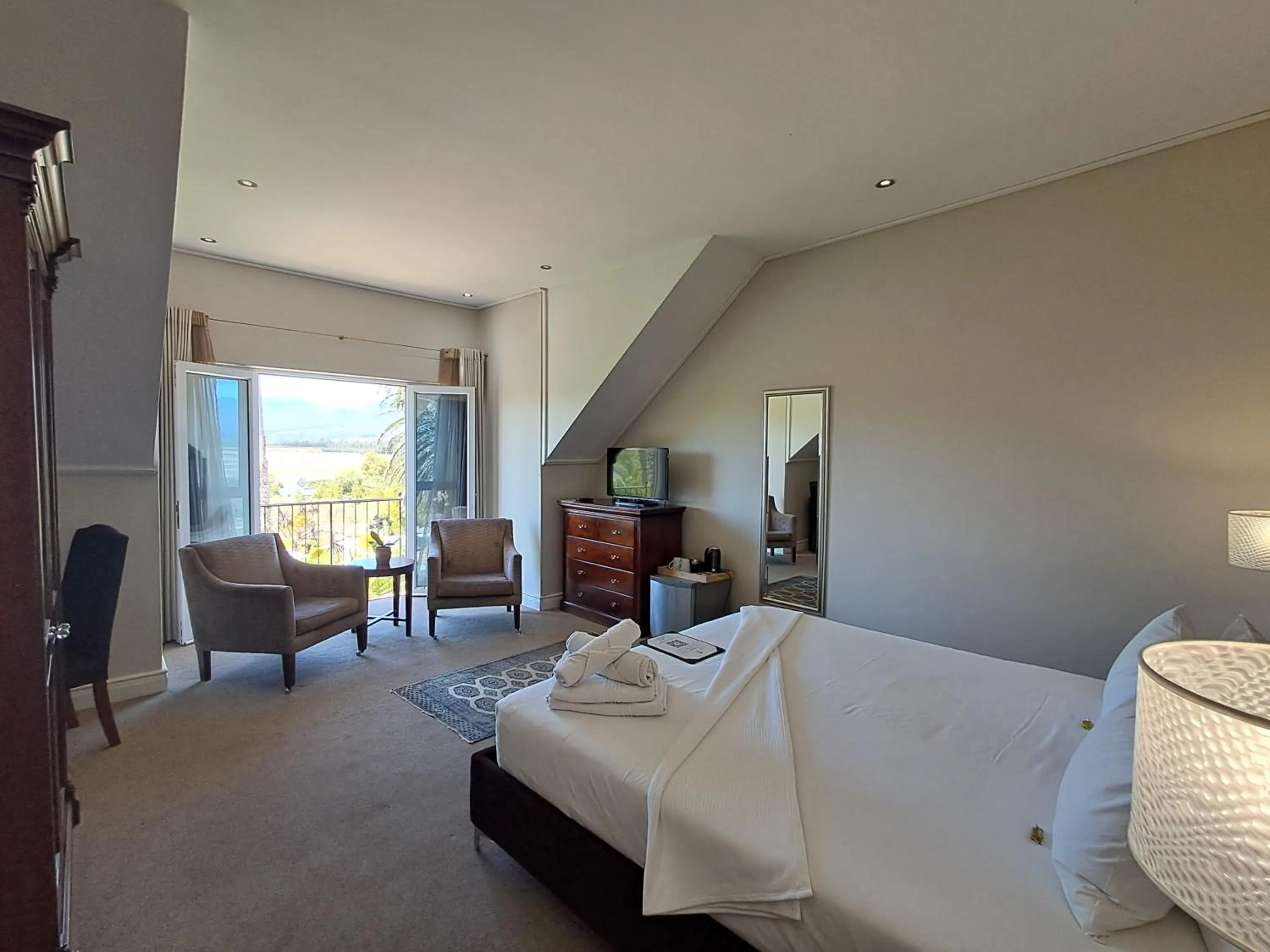 Bedroom, Bed in Wild Mushroom Country House