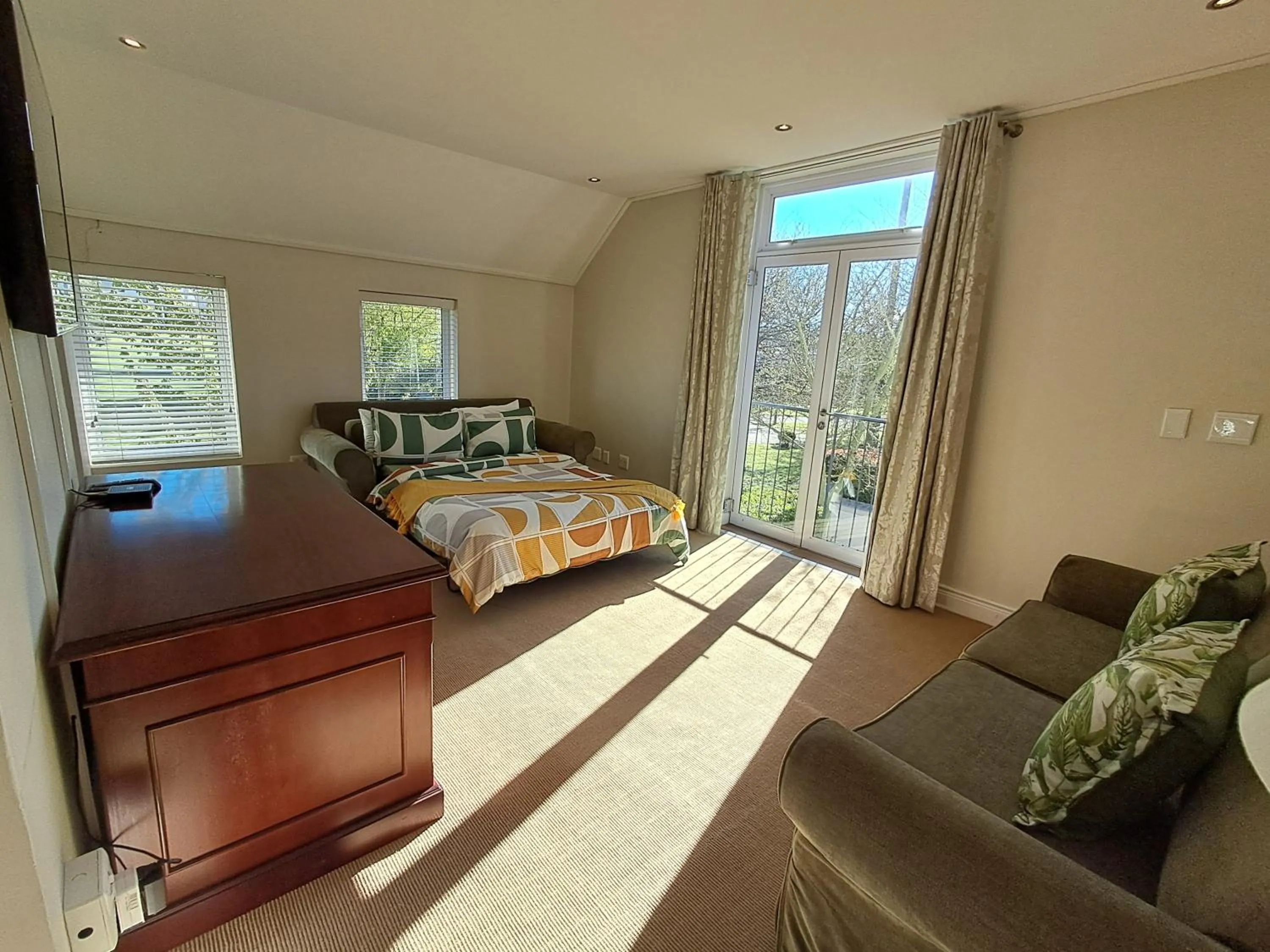 Bed in Wild Mushroom Country House