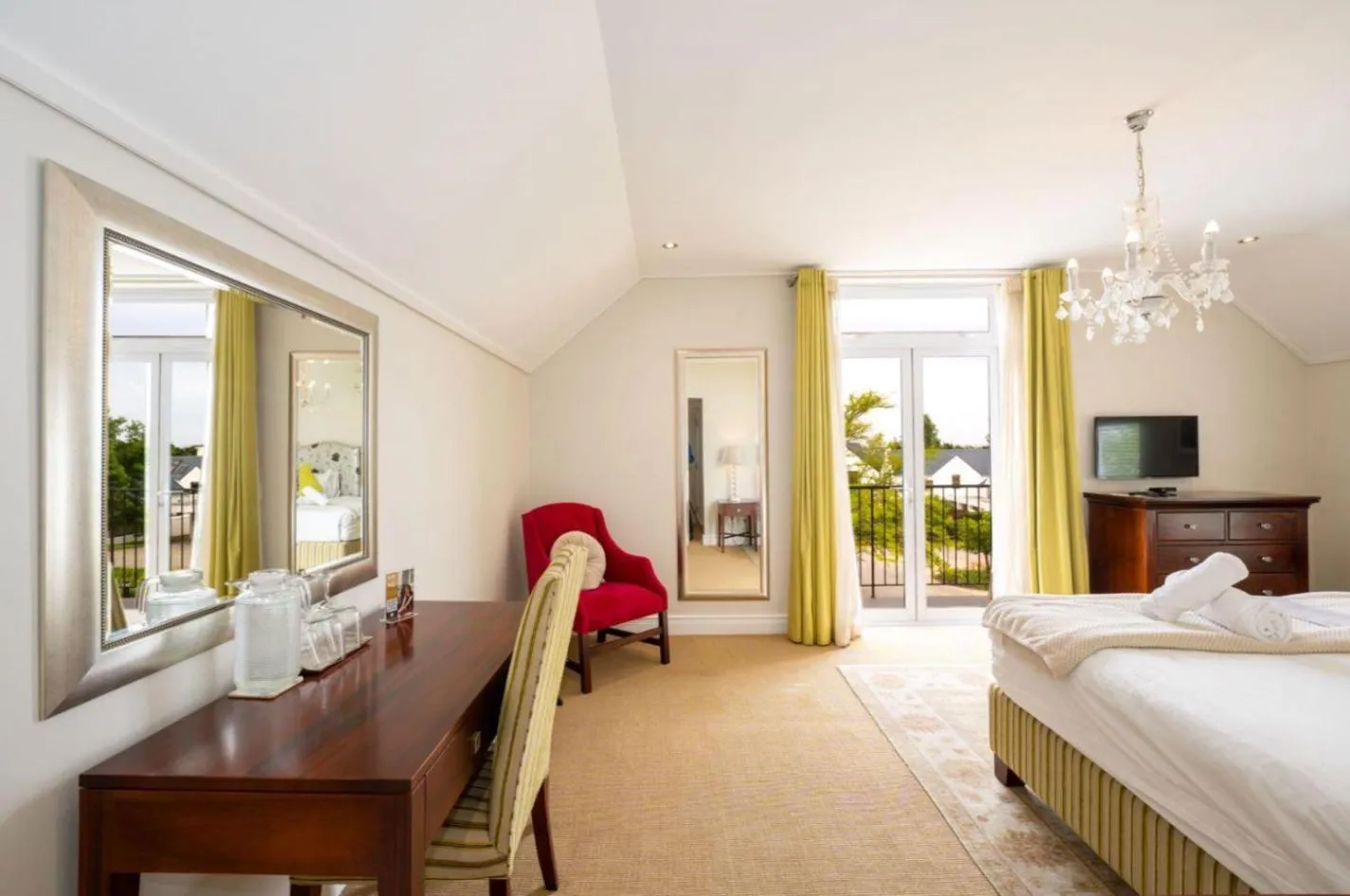 Bedroom, Bed in Wild Mushroom Country House