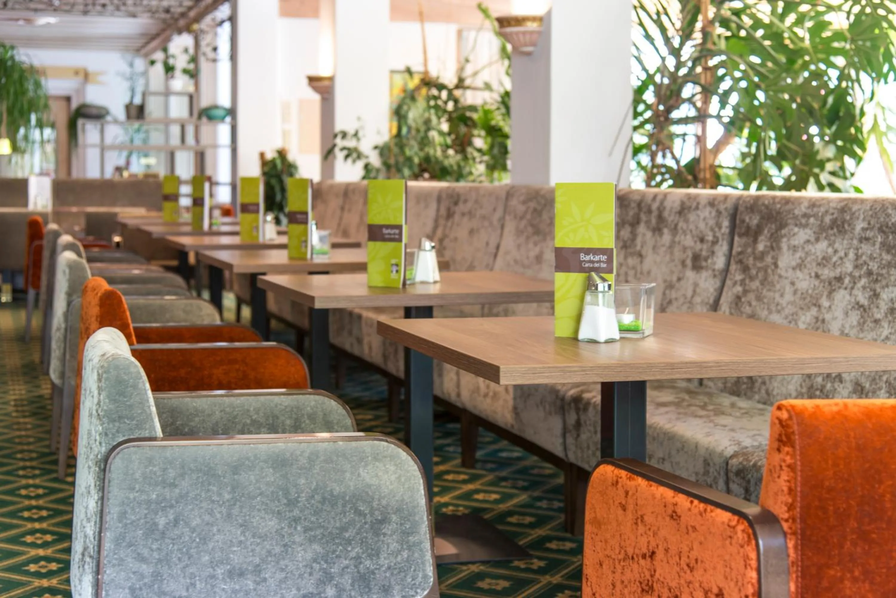 Lounge or bar in Hotel Alpenhof