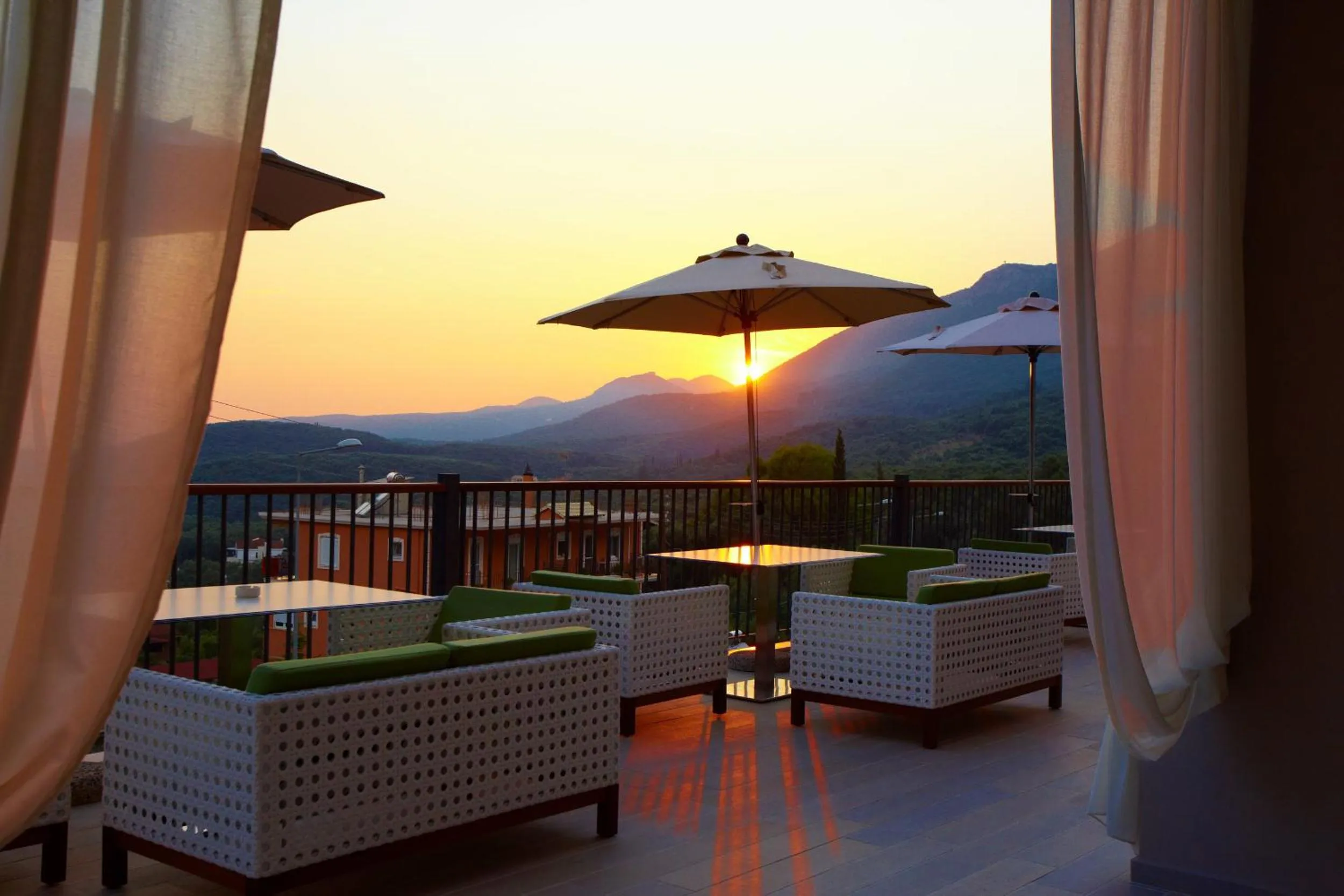 Balcony/Terrace in Salvator Villas & Spa Hotel