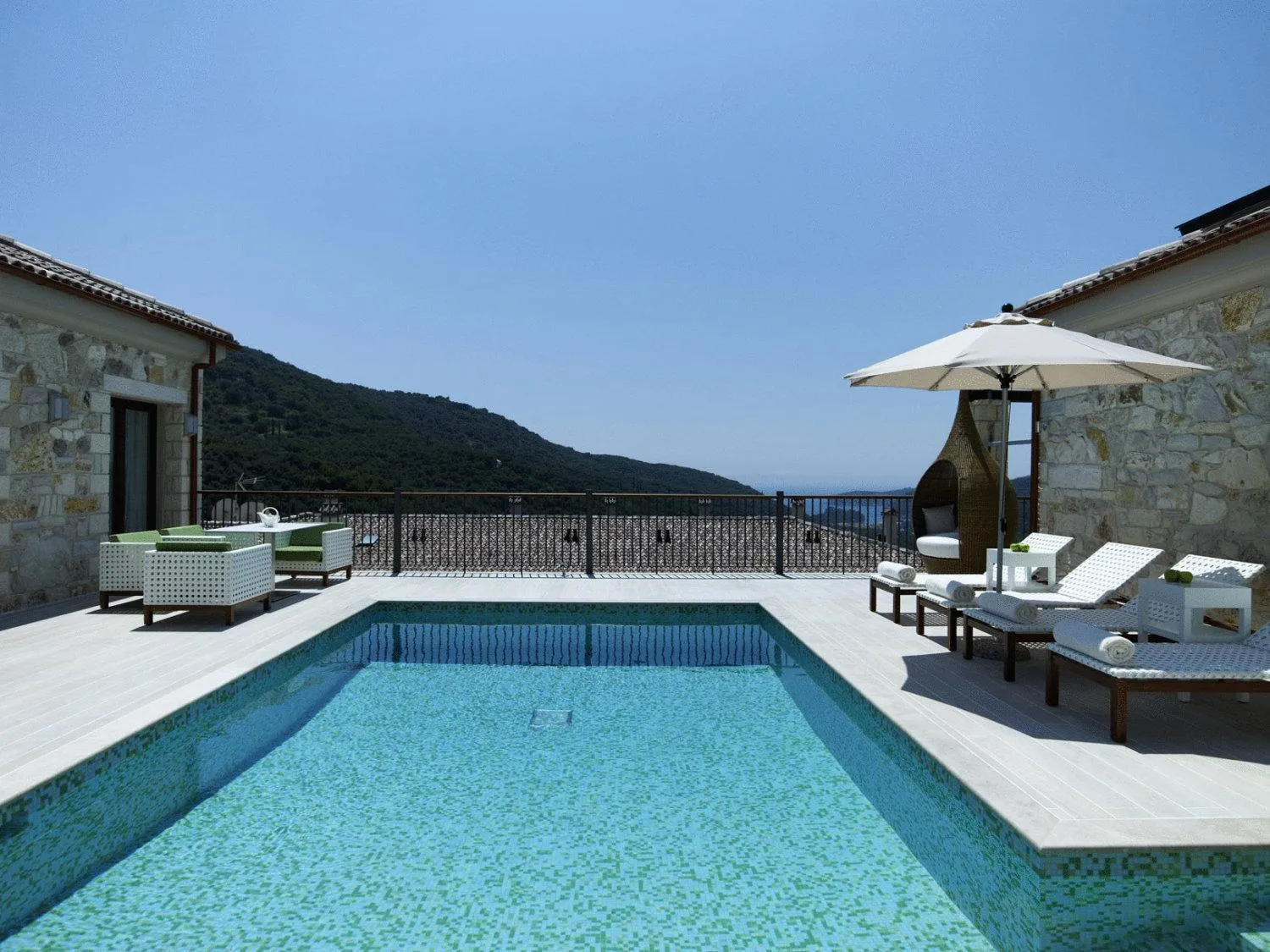 Day in Salvator Villas & Spa Hotel