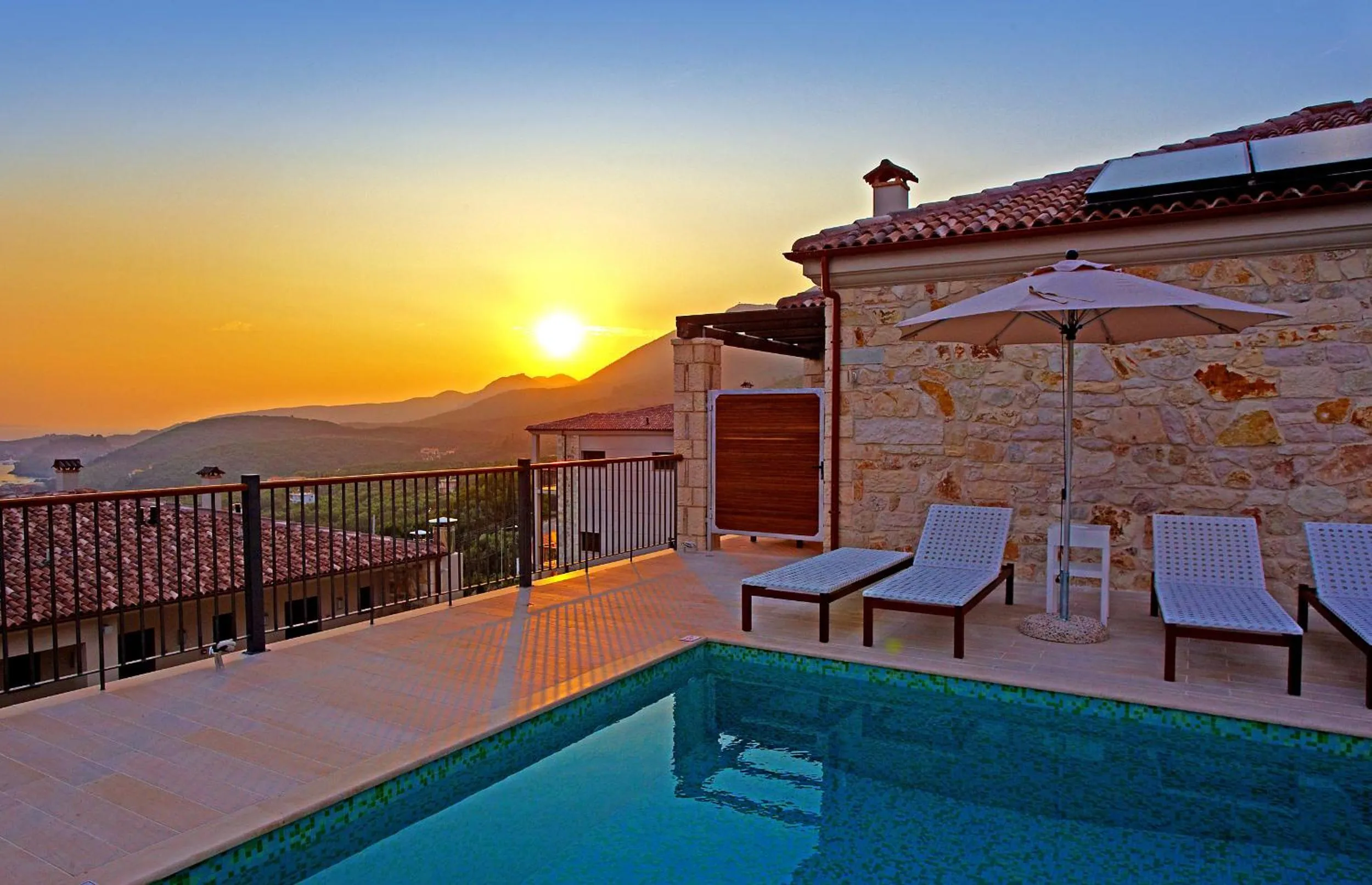 Sunset in Salvator Villas & Spa Hotel