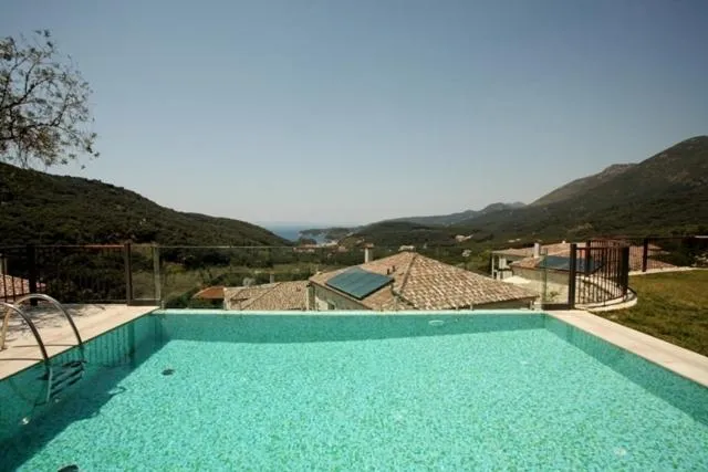 Swimming pool in Salvator Villas & Spa Hotel