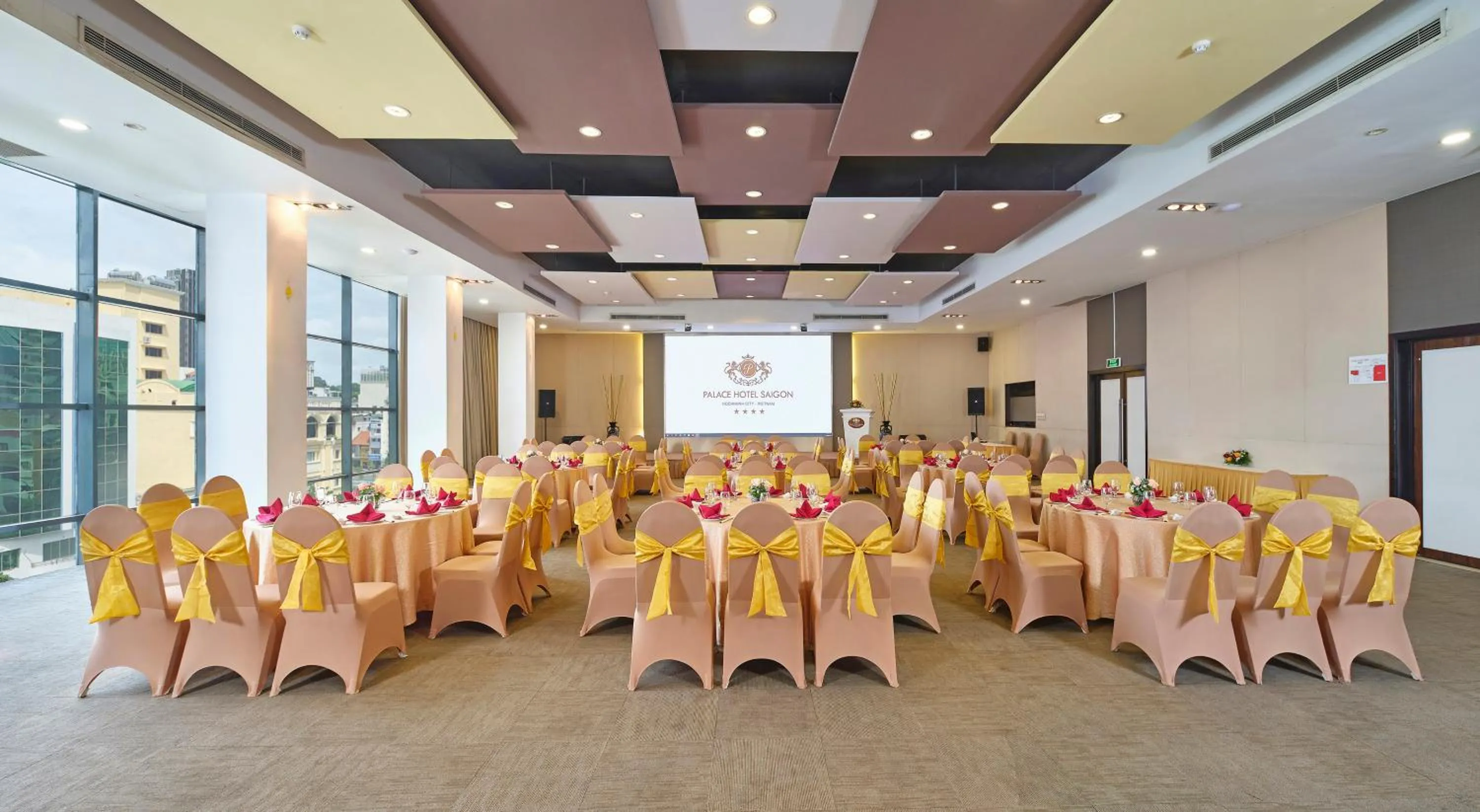 Banquet/Function facilities in Palace Hotel Saigon