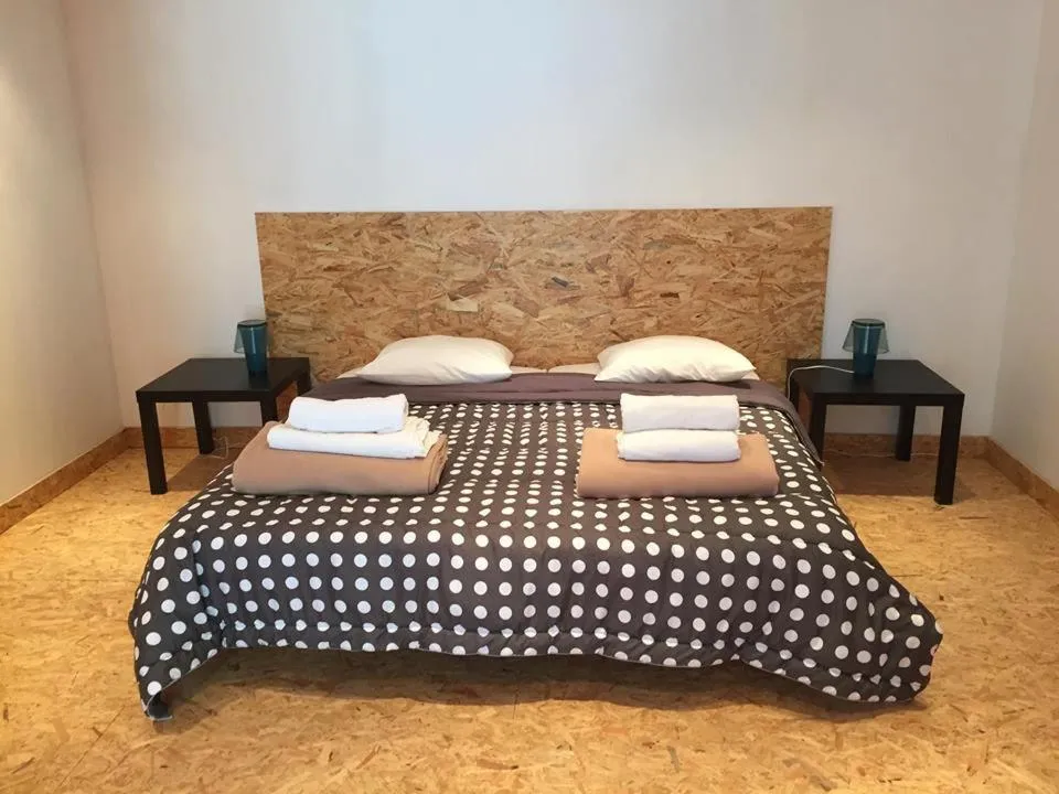 Photo of the whole room in " Venez DormiR Chez Nous " #Condom#Gascogne#d'Artagnan#Armagnac#Le Bonheur est dans le GERS