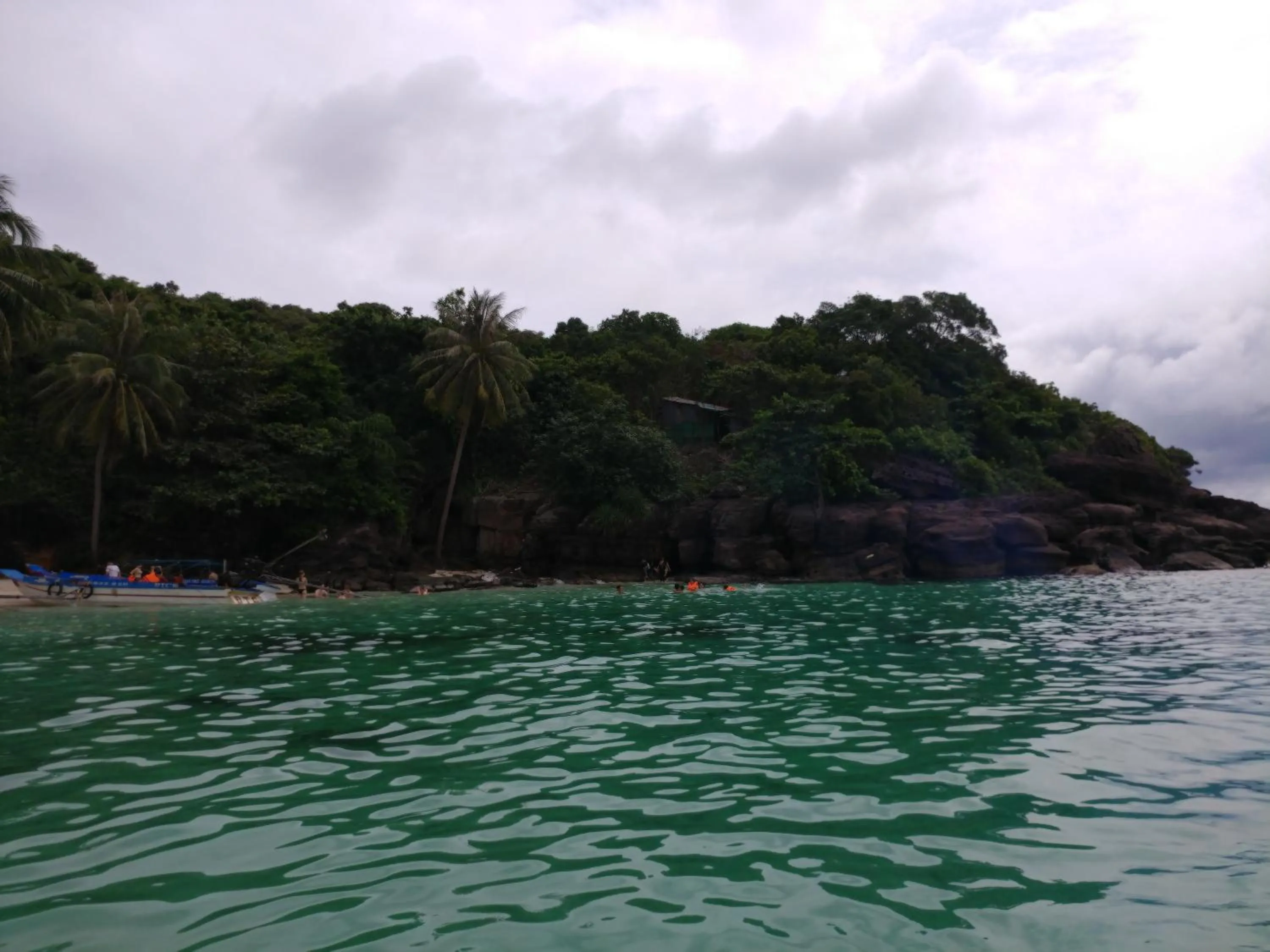 Nearby landmark in Lien Thong Hotel