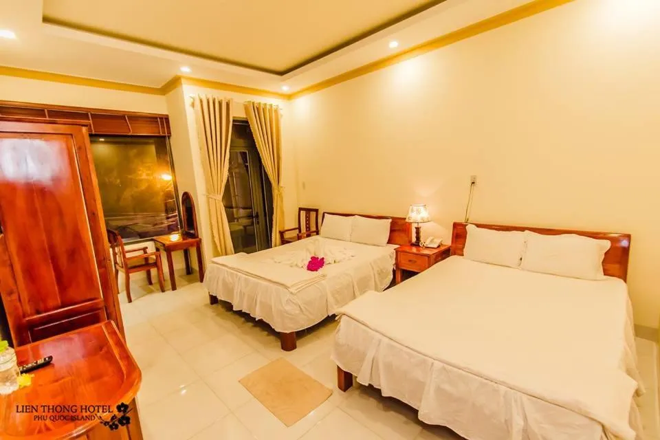 Photo of the whole room in Lien Thong Hotel