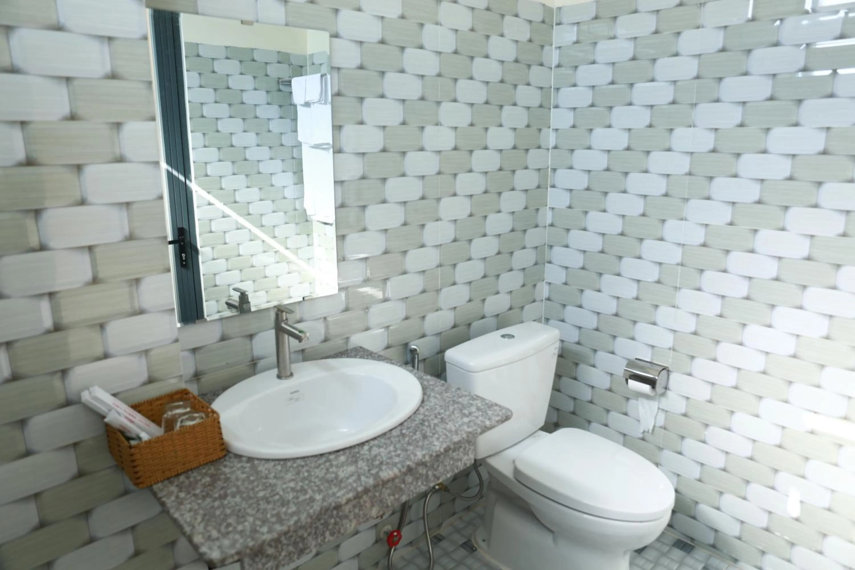 Bathroom in Lien Thong Hotel