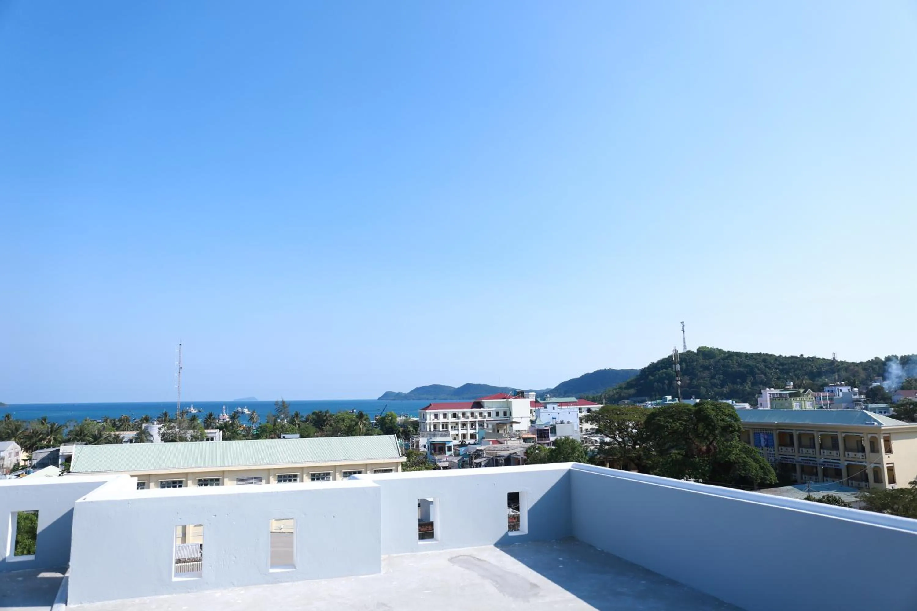 Balcony/Terrace in Lien Thong Hotel