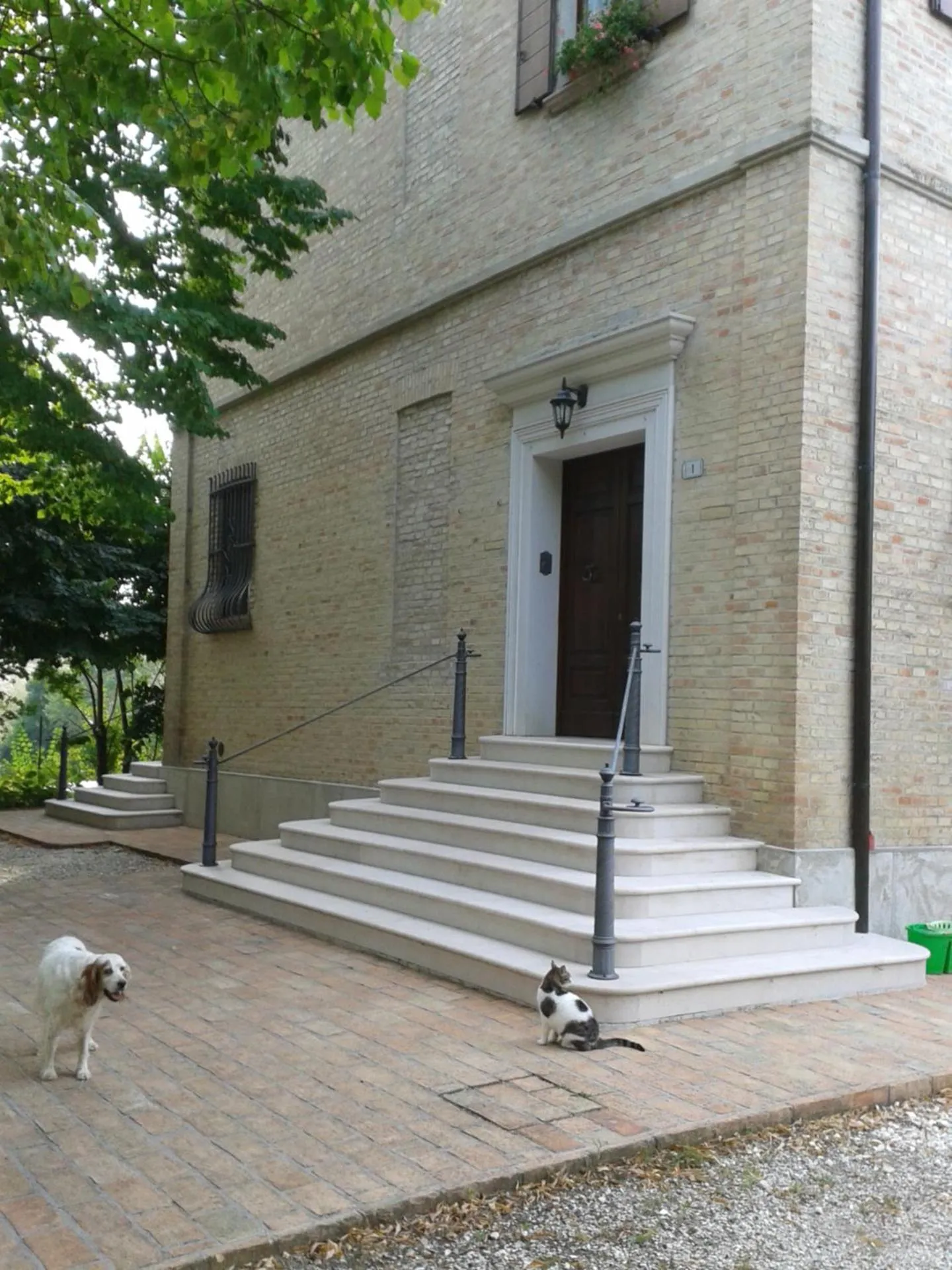 Facade/entrance in B&B bread and fantasy