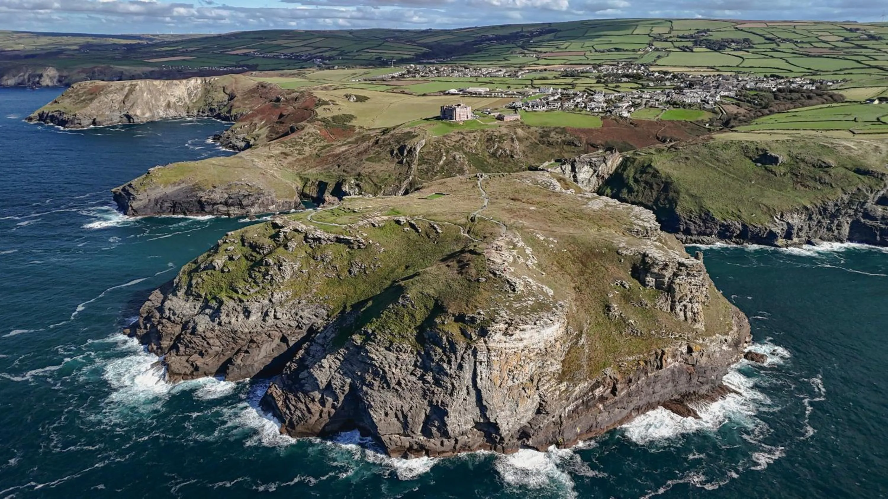 Property building in Camelot Castle Hotel