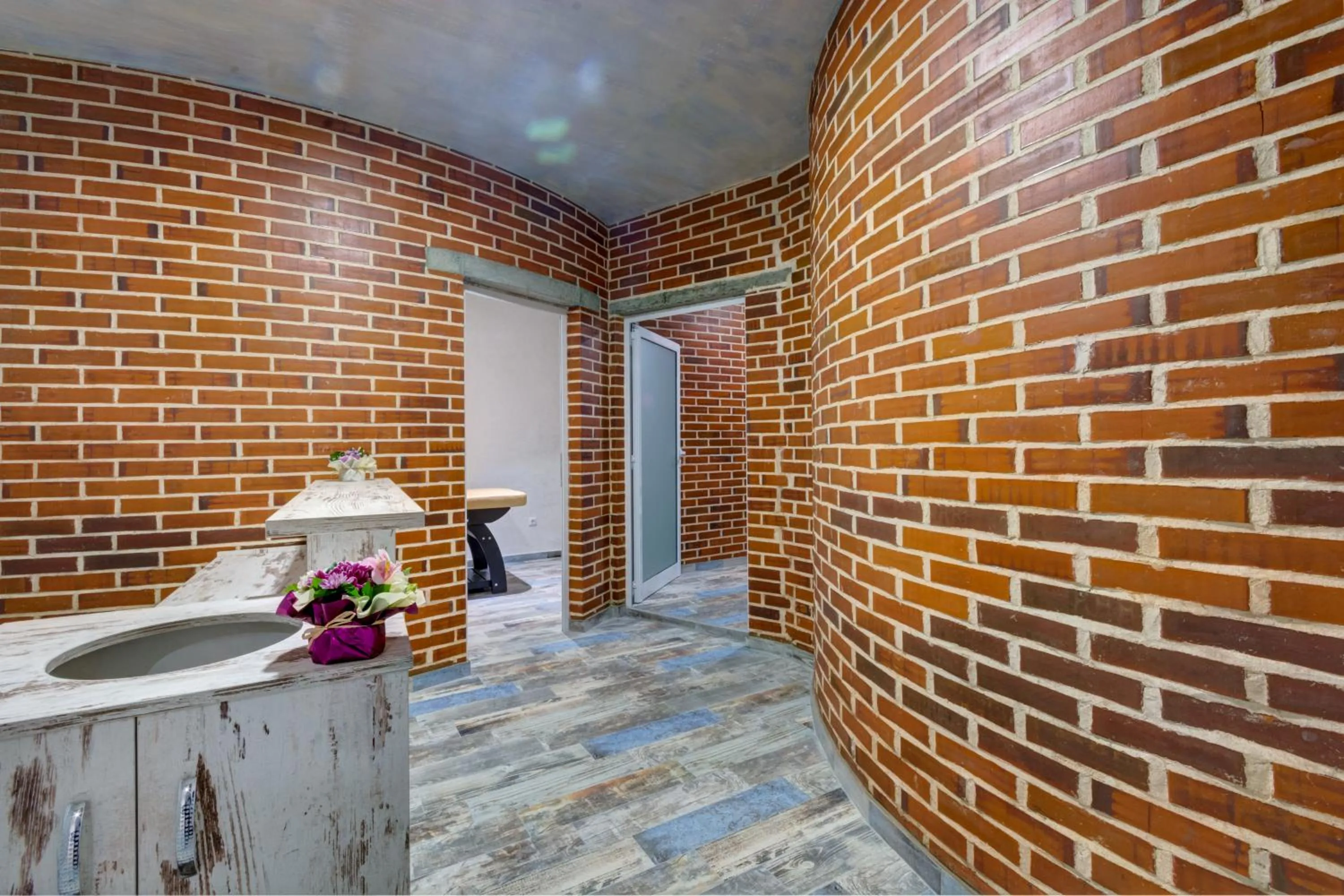 Massage in Siena Palace