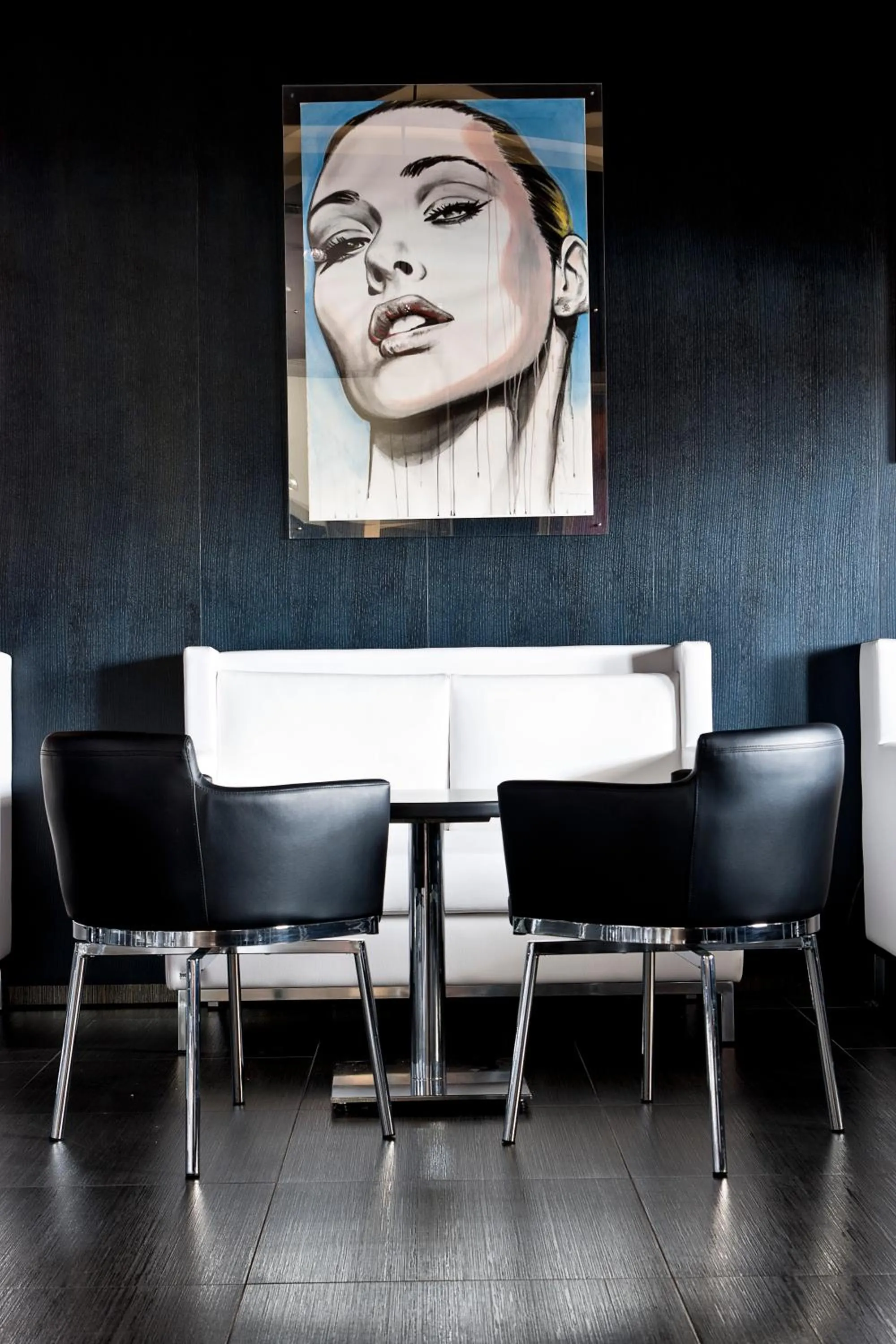 Lounge or bar in Apollonion Asterias Resort and Spa