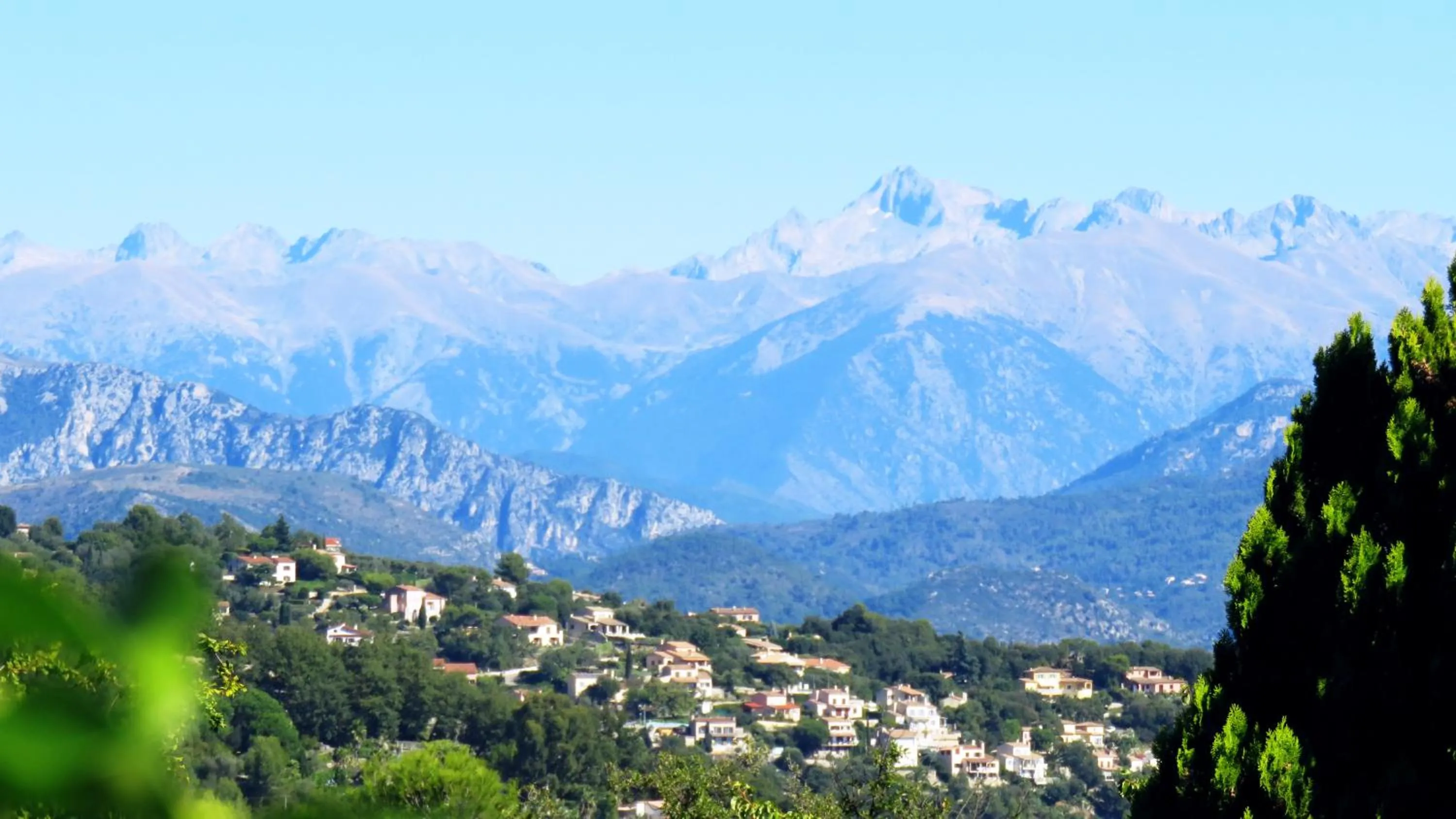 Natural landscape in Hotel mon Soleil