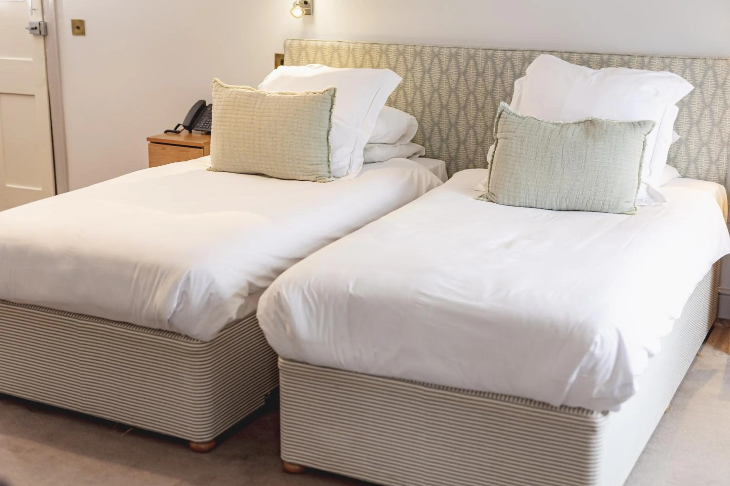 Bed in The Salutation Inn